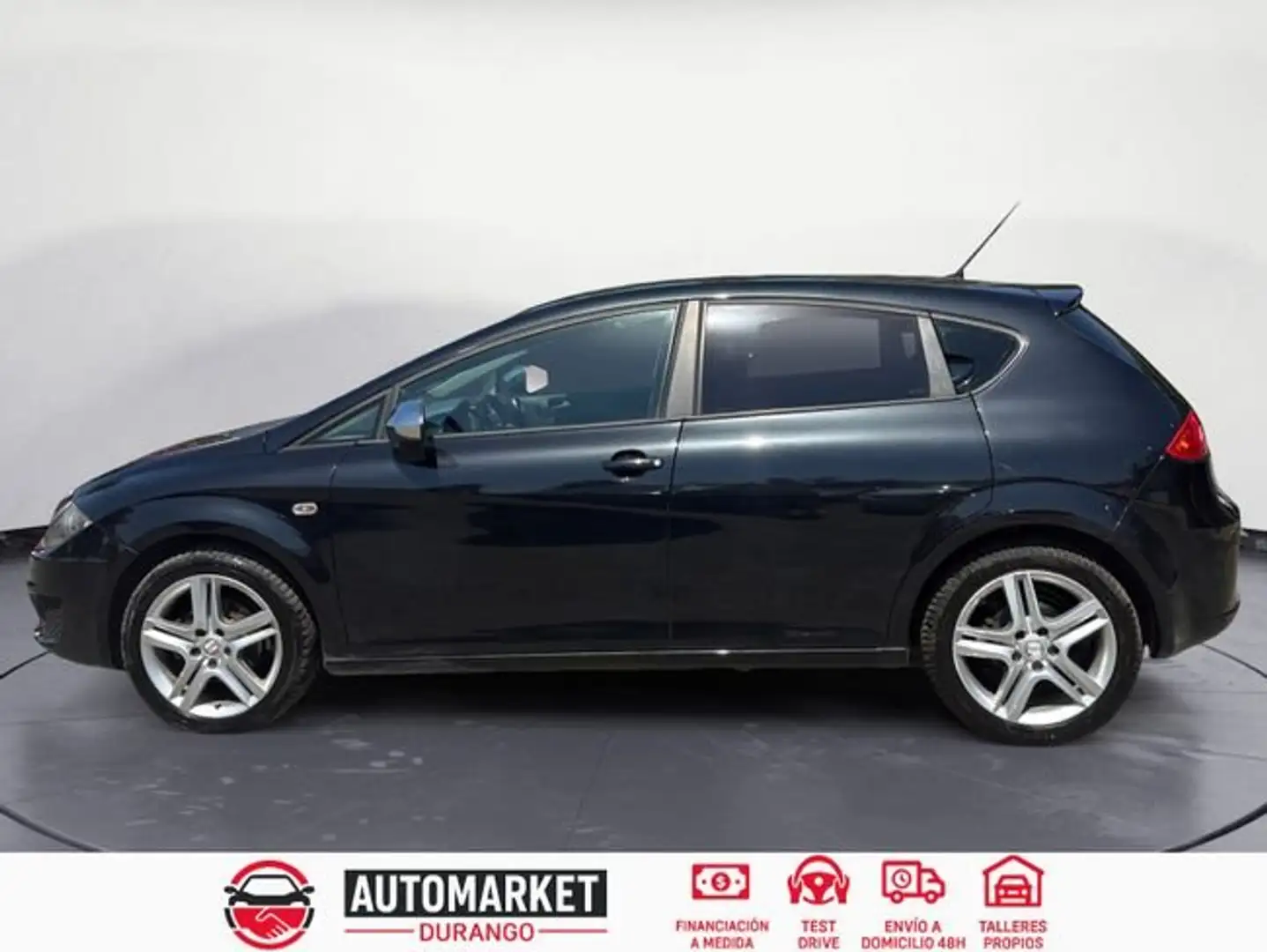 SEAT Leon 1.6TDI CR Style Copa Negro - 2