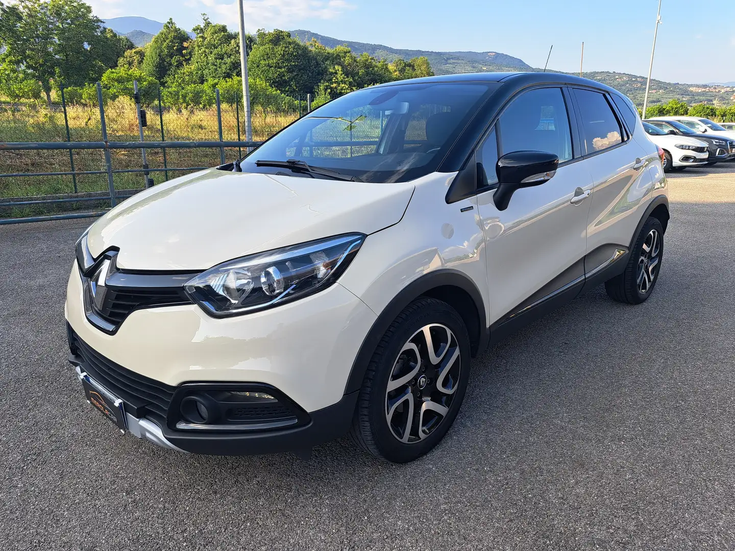 Renault Captur Captur 1.5 dci Hypnotic (magnetik) 90cv edc Beige - 1