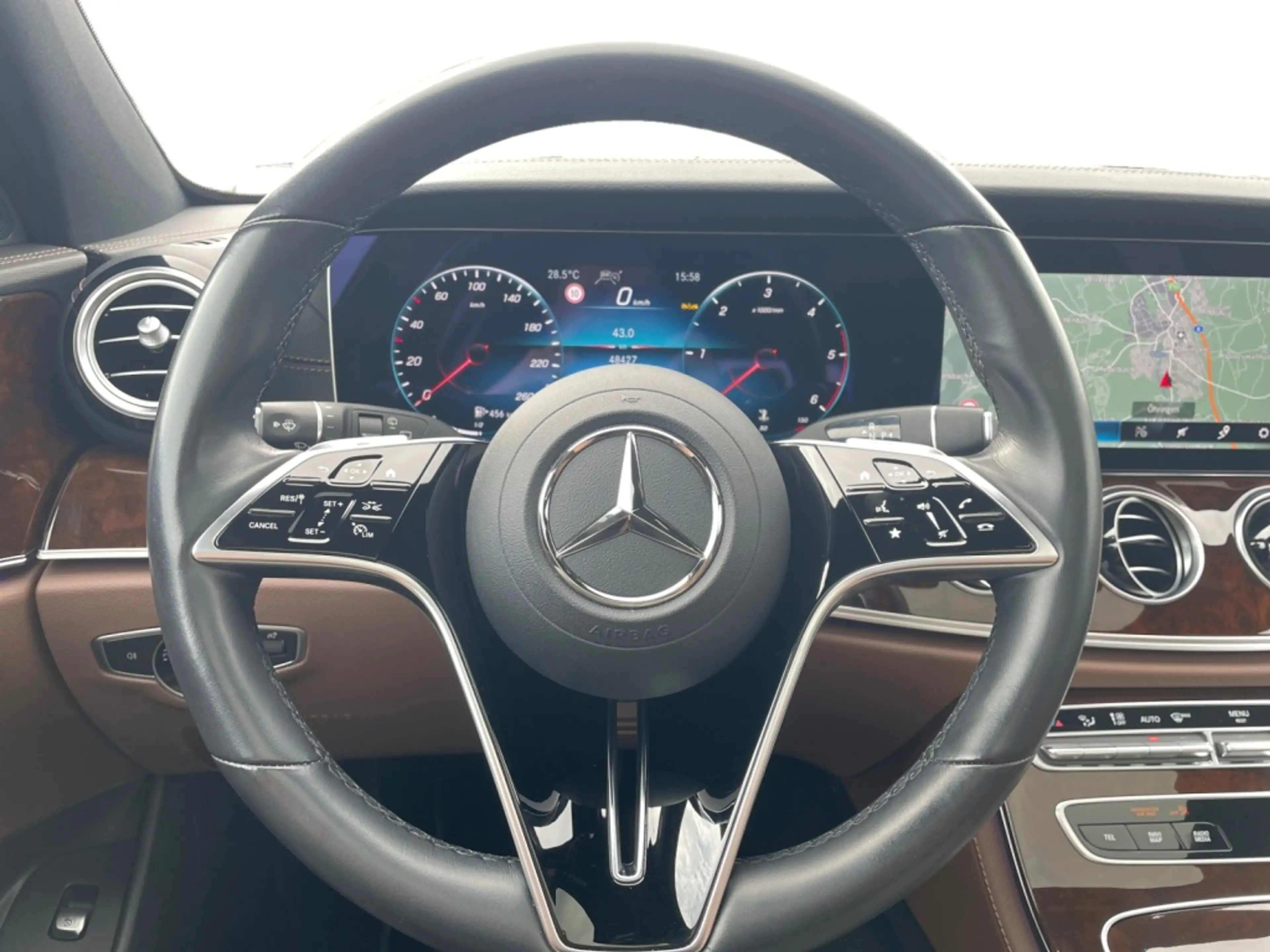 Mercedes-Benz E 400 d T 4matic AMG AMG+Exclusive+MBUX+Burm+HUD — photo 13