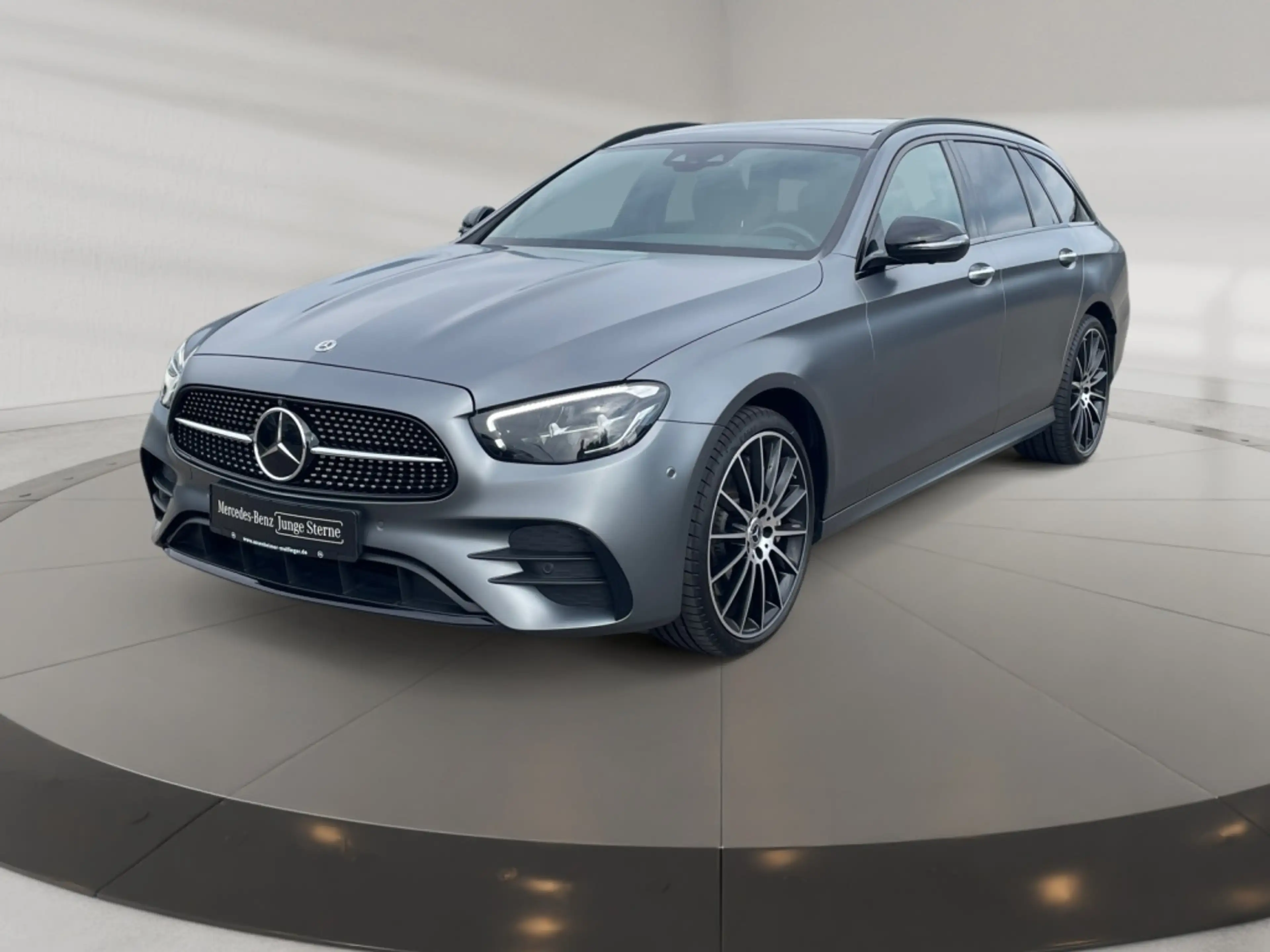 Mercedes-Benz E 400 d T 4matic AMG AMG+Exclusive+MBUX+Burm+HUD — photo 2