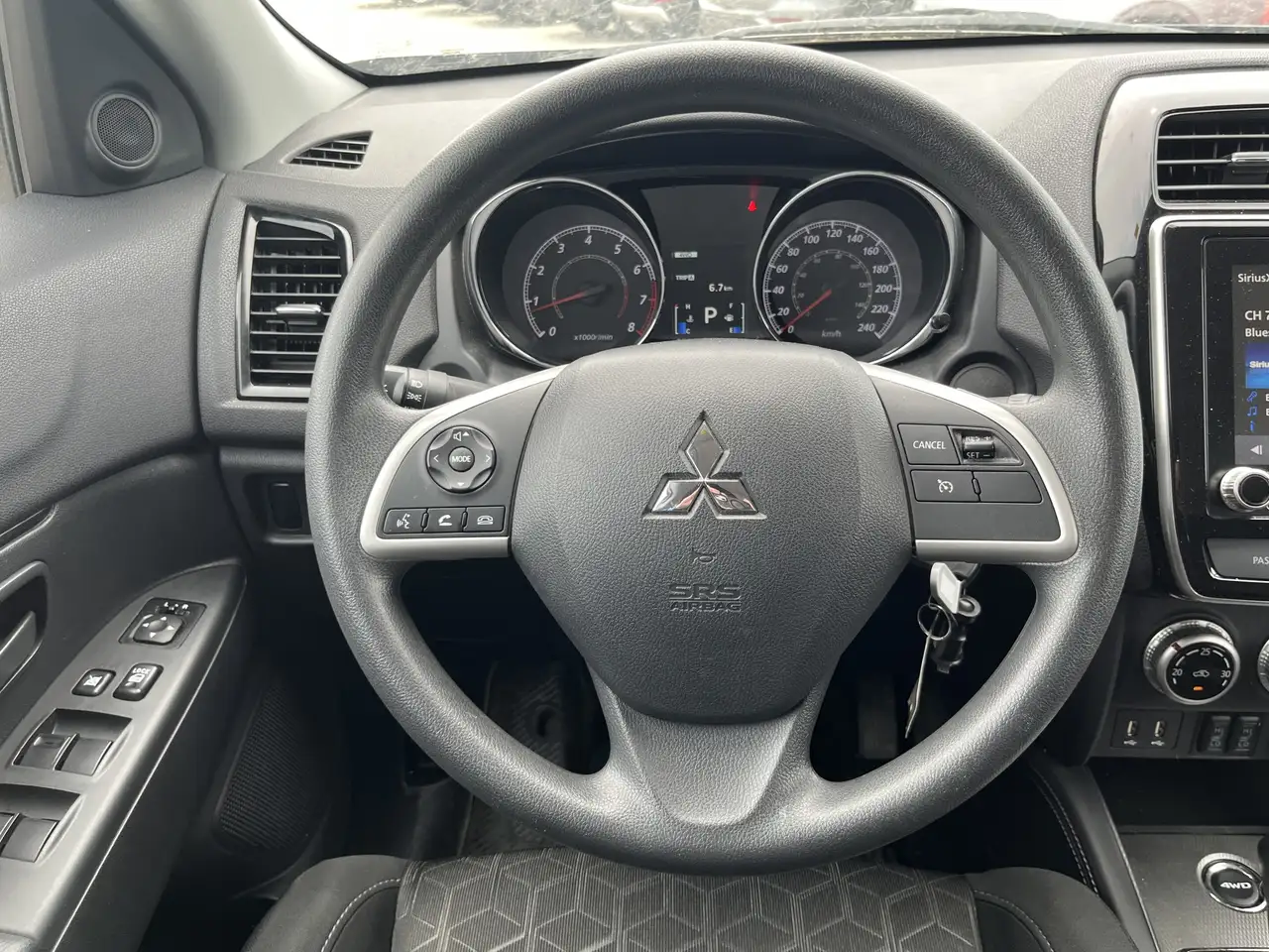 Mitsubishi RVR снимка Mitsubishi RVR