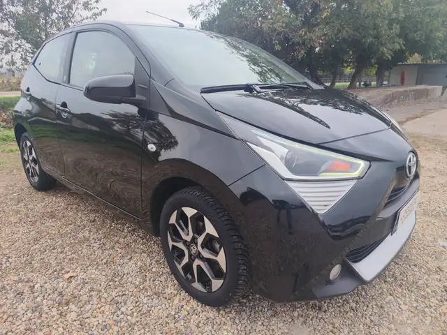 Toyota Aygo 1.0 x-music 72cv