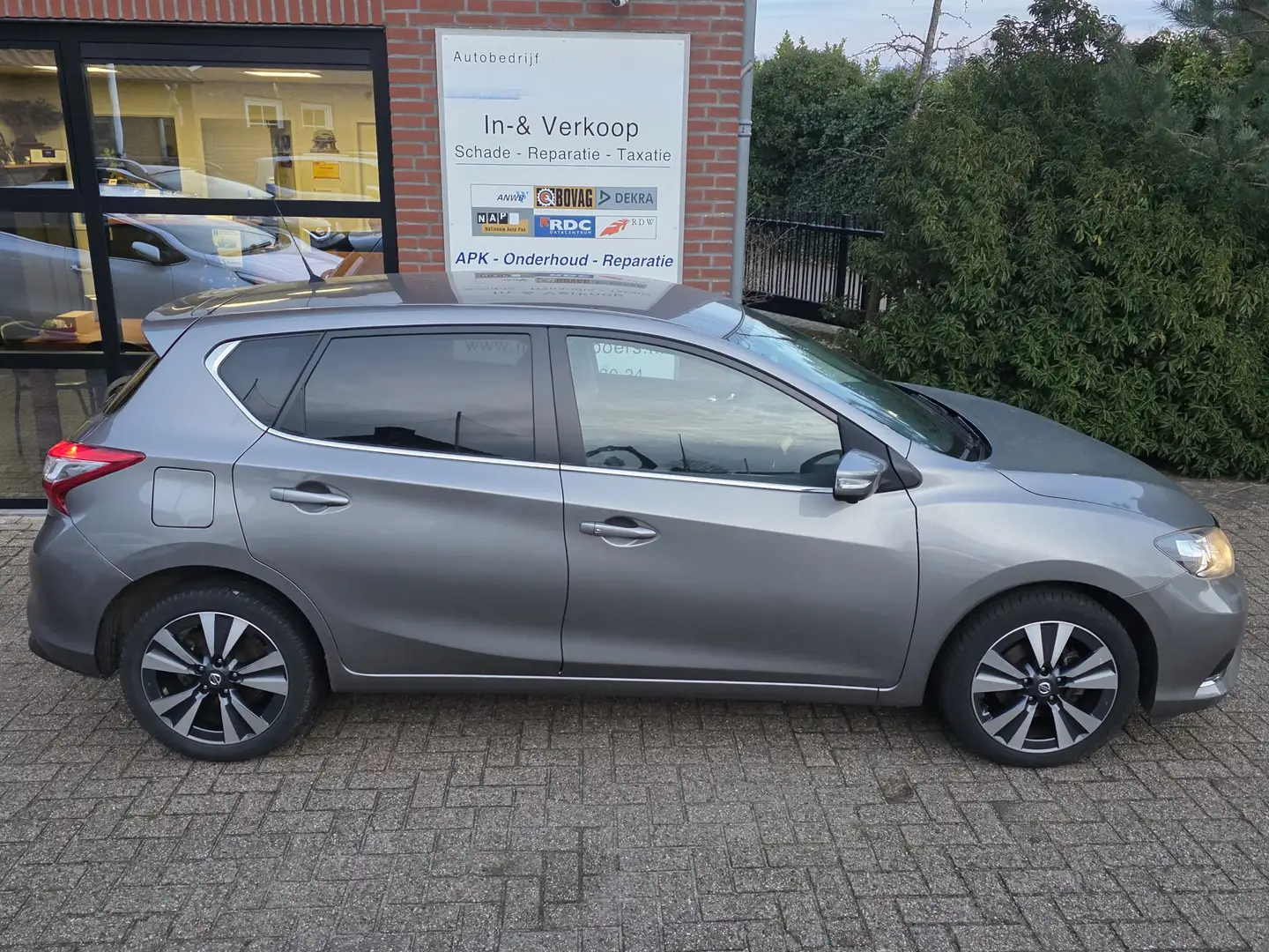 Nissan Pulsar 1.2 DIG-T N-Connecta | 360 camera | Navi | Cruise Gris - 2