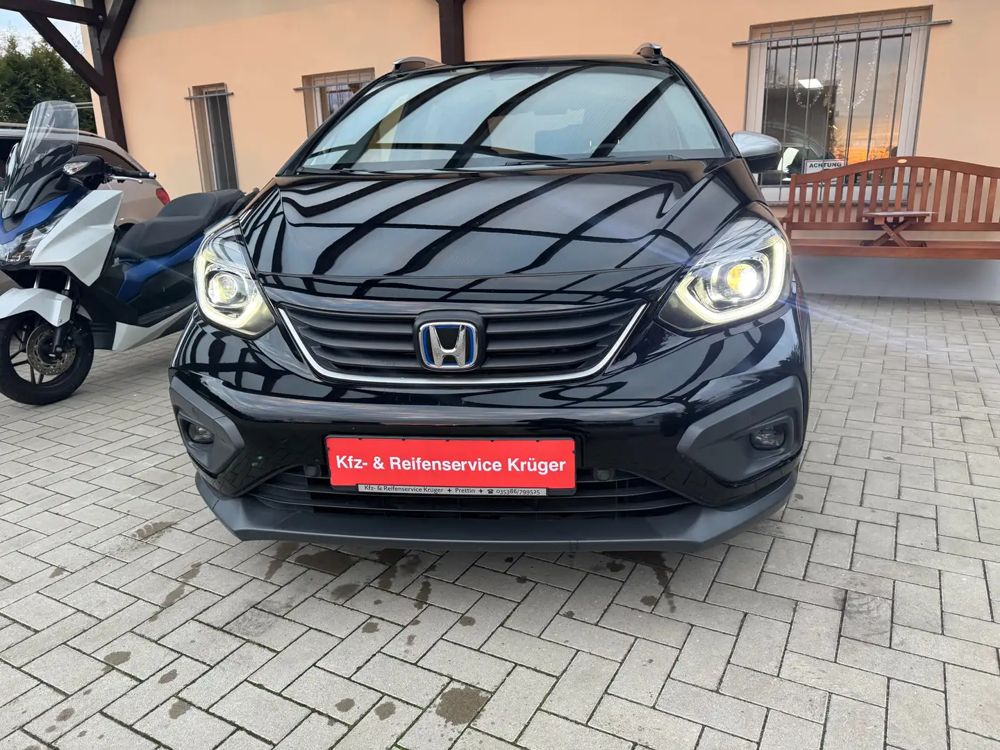 Honda Jazz 1.5 i-MMD Hyb. Crosstar Executive|Allwetterreifen Schwarz - 2