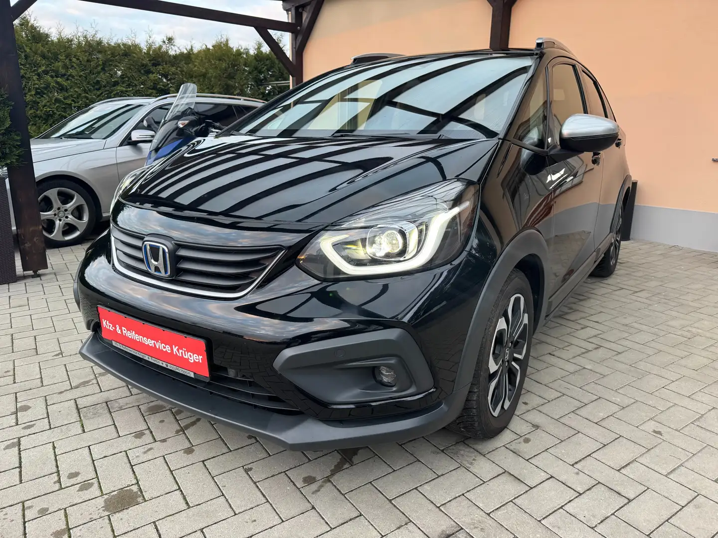 Honda Jazz 1.5 i-MMD Hyb. Crosstar Executive|Allwetterreifen Schwarz - 1