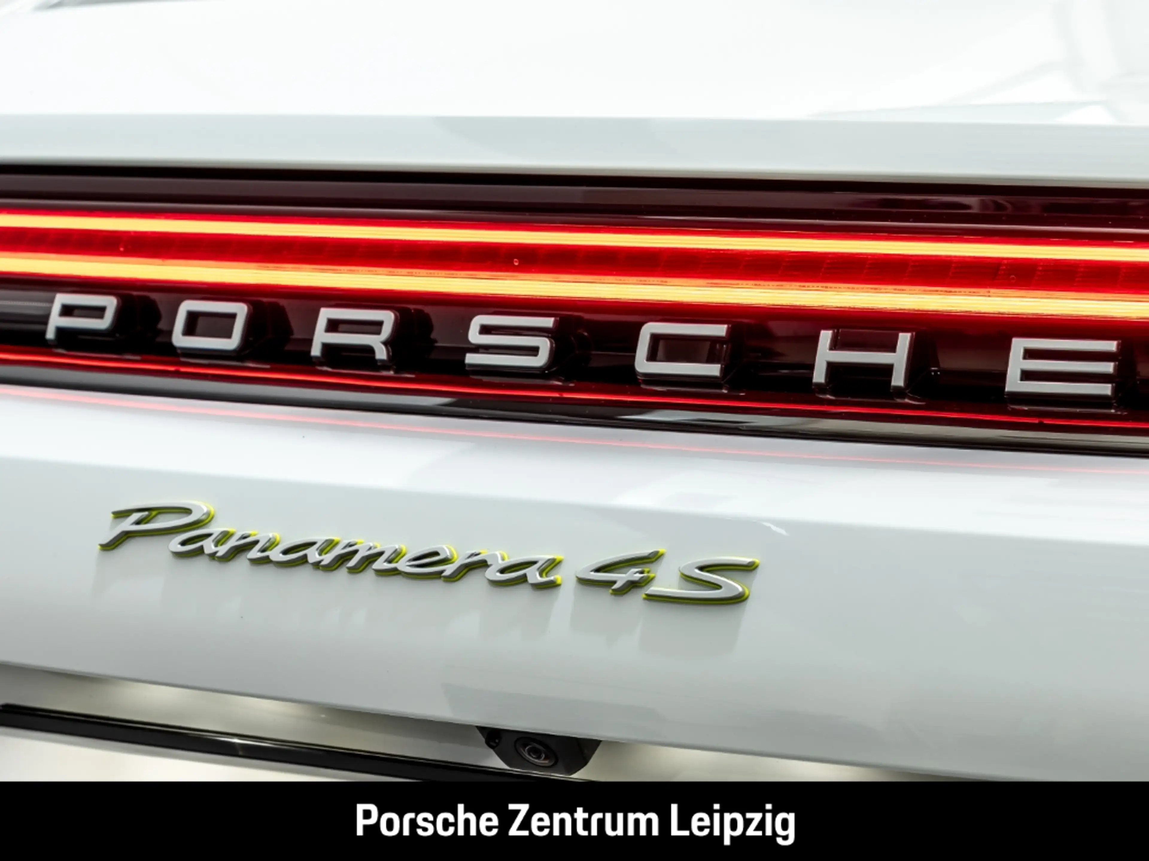 Porsche Panamera 4S E-Hybrid Sportabgas SportDesign HeadUp — photo 14
