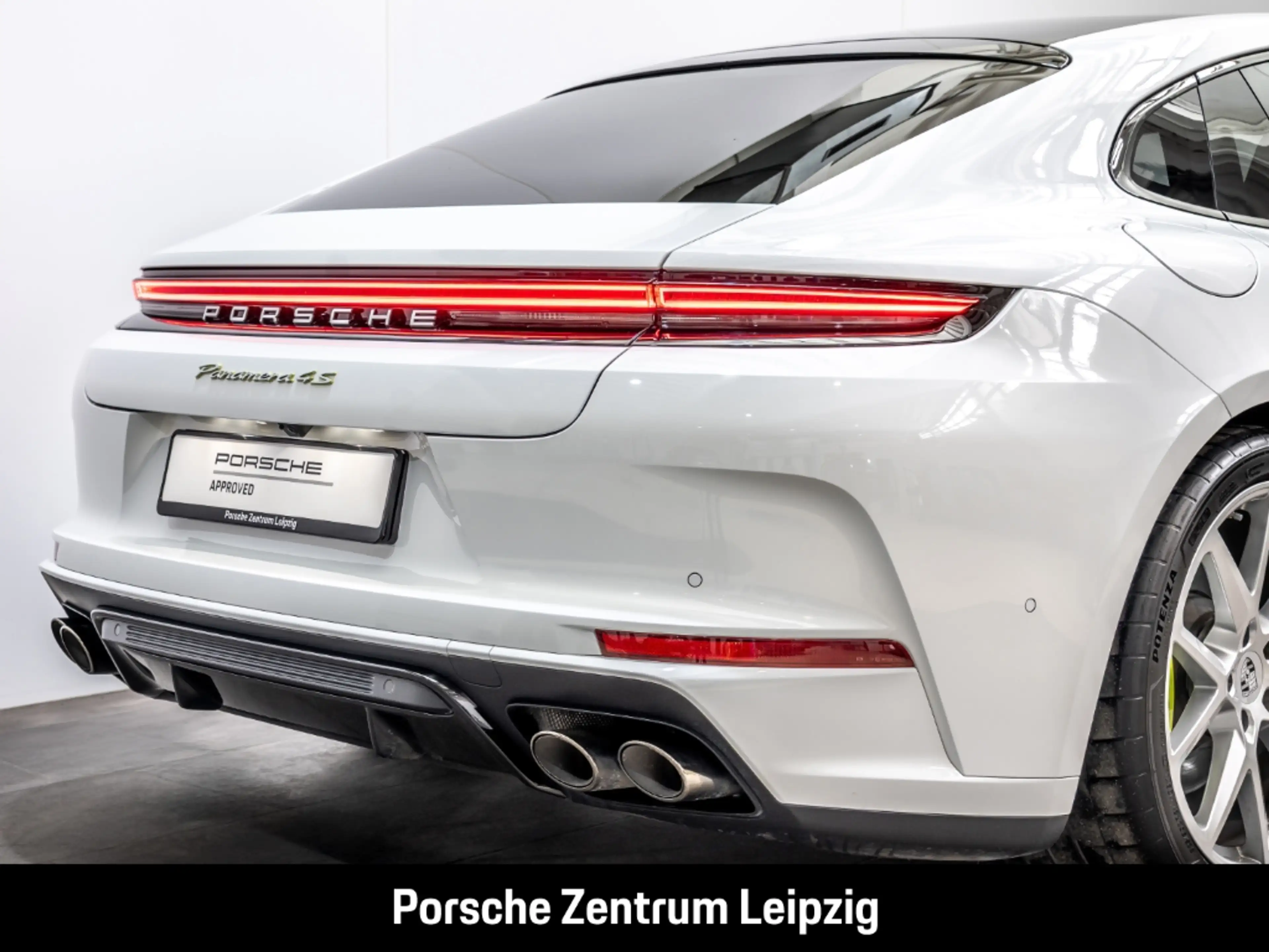 Porsche Panamera 4S E-Hybrid Sportabgas SportDesign HeadUp — photo 13