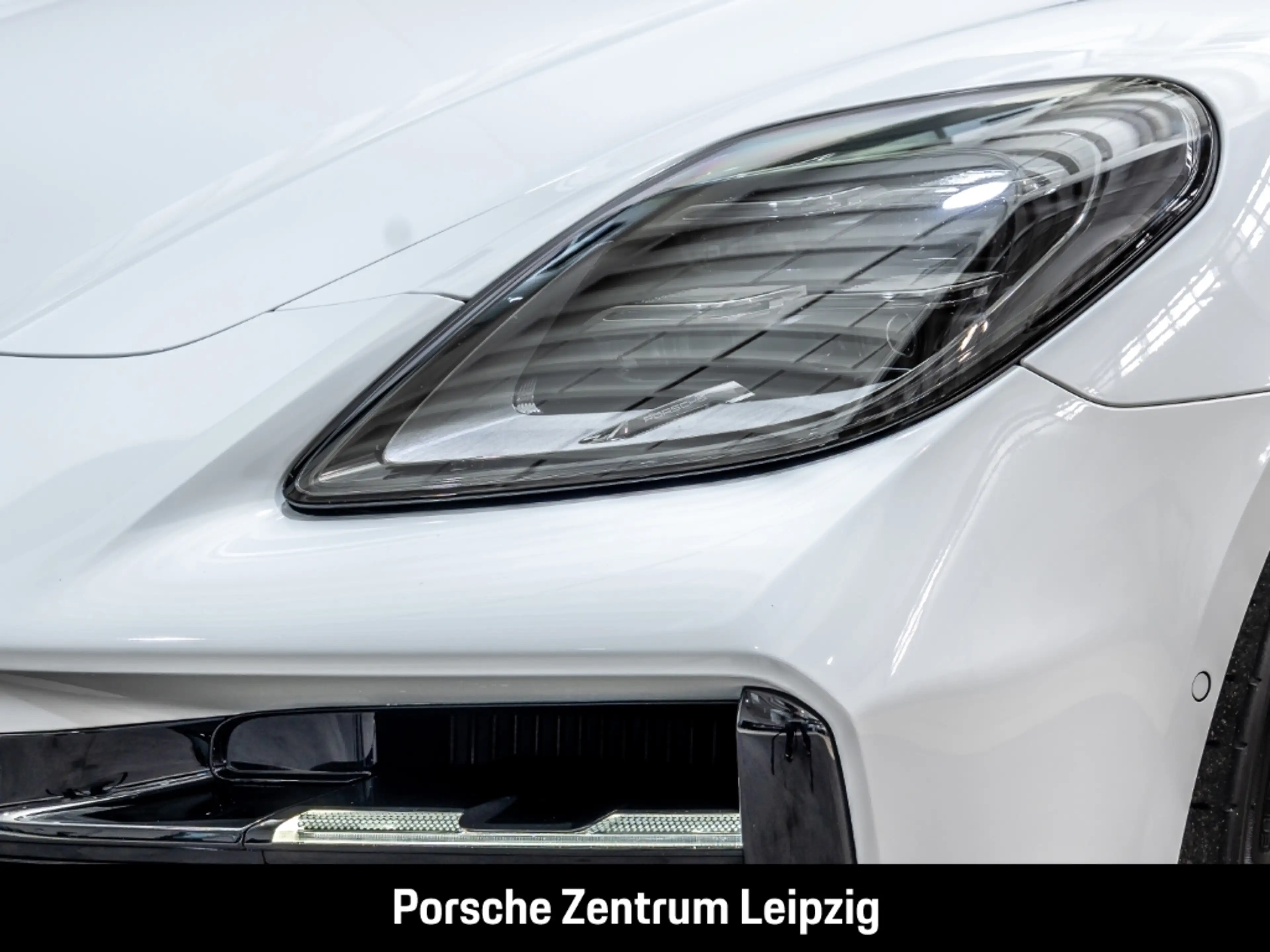 Porsche Panamera 4S E-Hybrid Sportabgas SportDesign HeadUp — photo 9