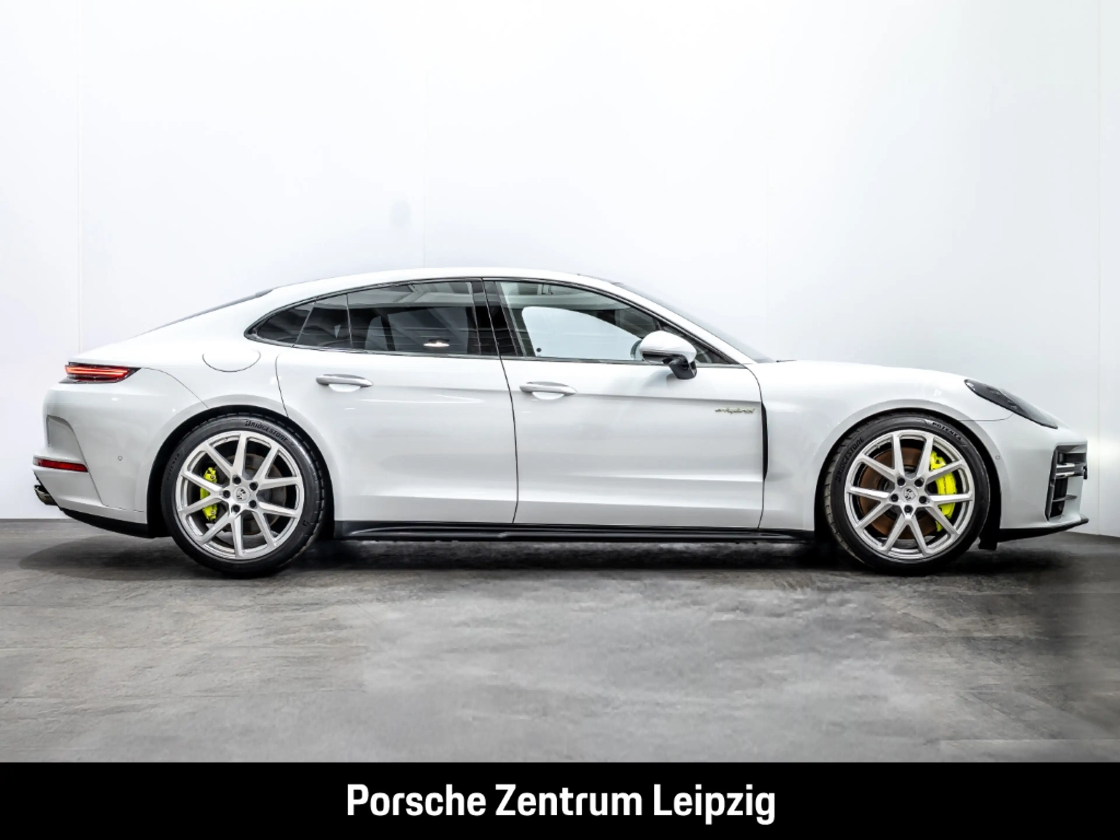 Porsche Panamera 4S E-Hybrid Sportabgas SportDesign HeadUp — photo 6