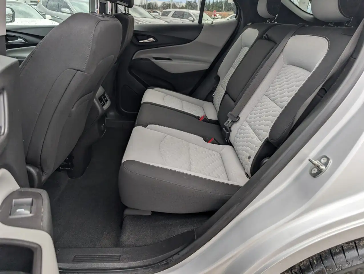Chevrolet Equinox снимка Chevrolet Equinox