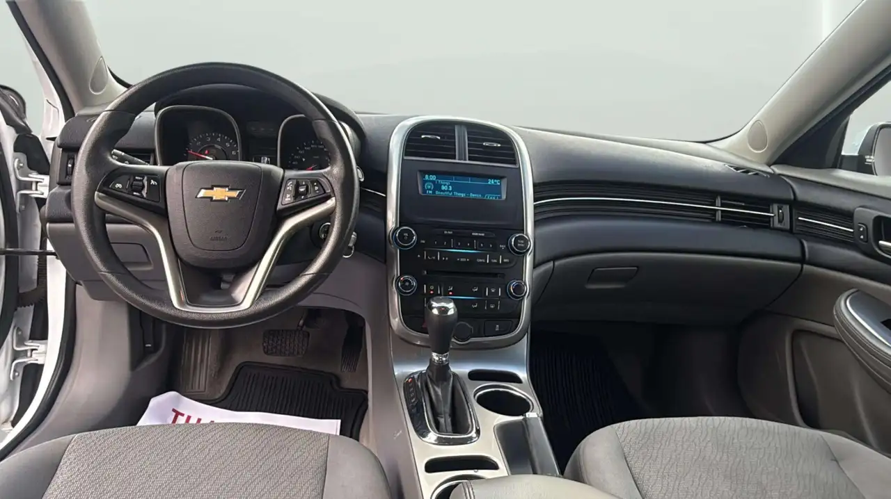 Chevrolet Malibu photo Chevrolet Malibu
