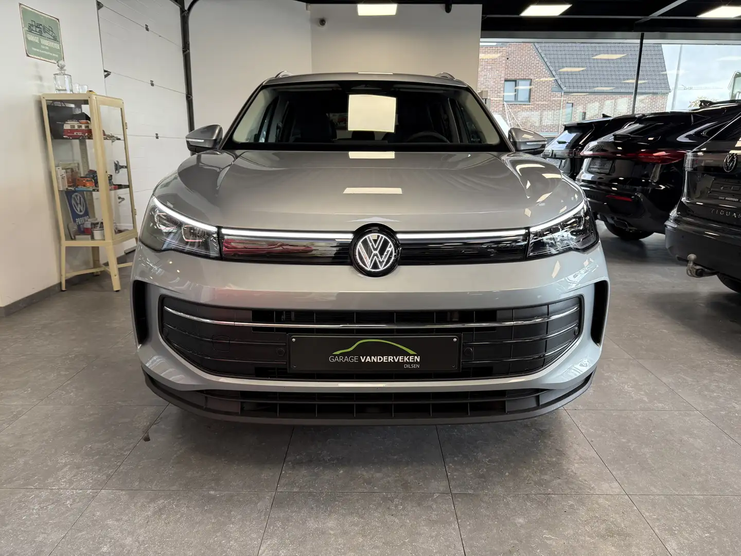 Volkswagen Tiguan Tiguan 1.5 eTSI OPF DSG Life plus * 0 km ! * NEW Argent - 2