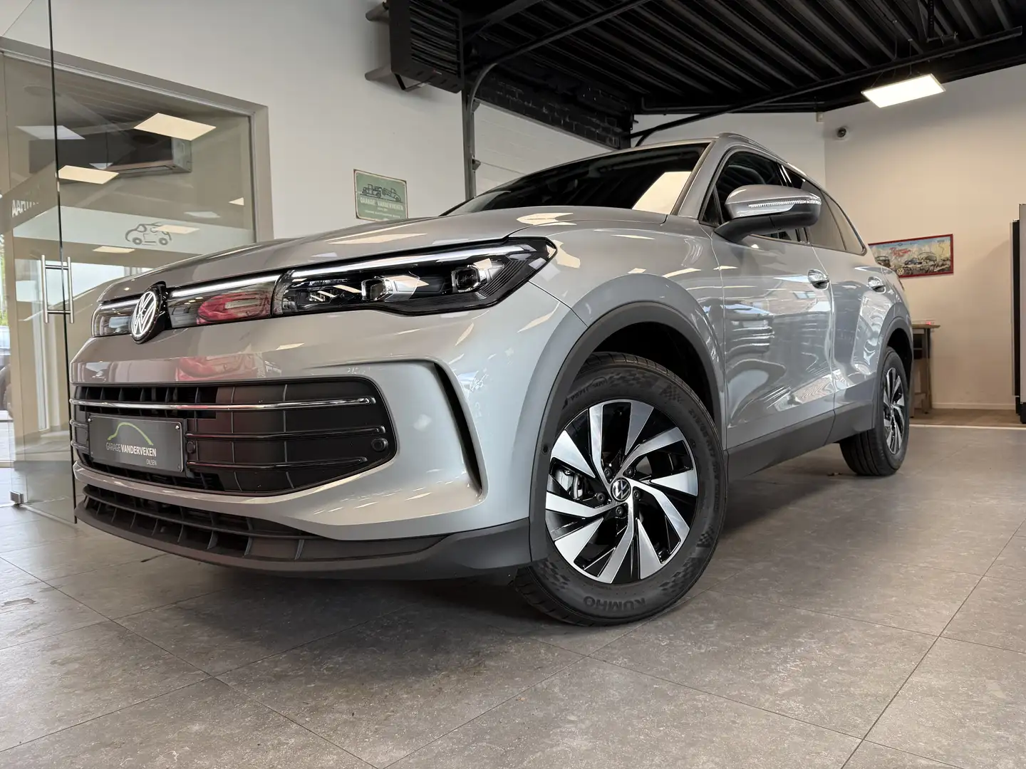 Volkswagen Tiguan Tiguan 1.5 eTSI OPF DSG Life plus * 0 km ! * NEW Argent - 1