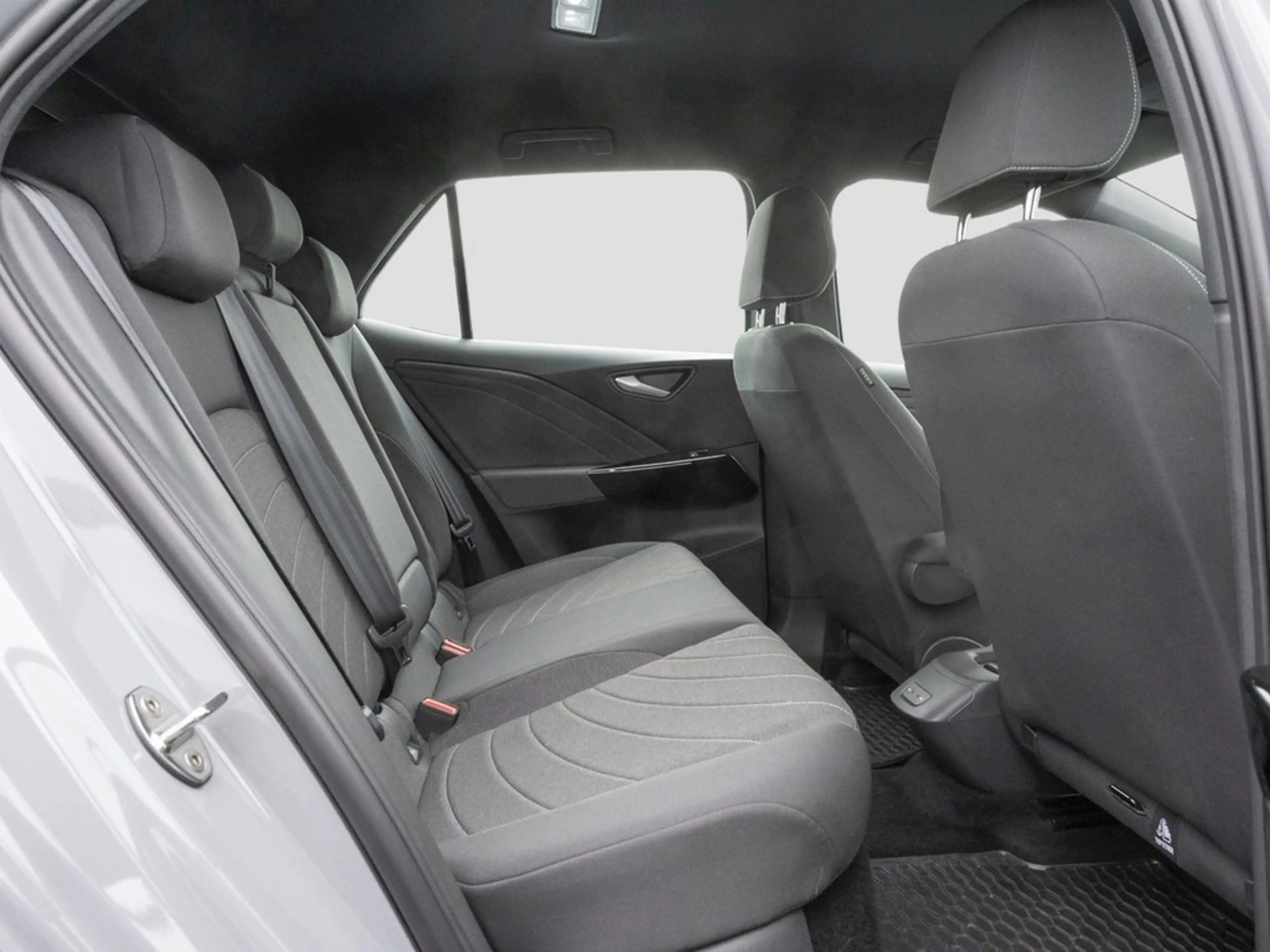 Volkswagen ID.3 Pro App Connect, Climatronic — photo 11