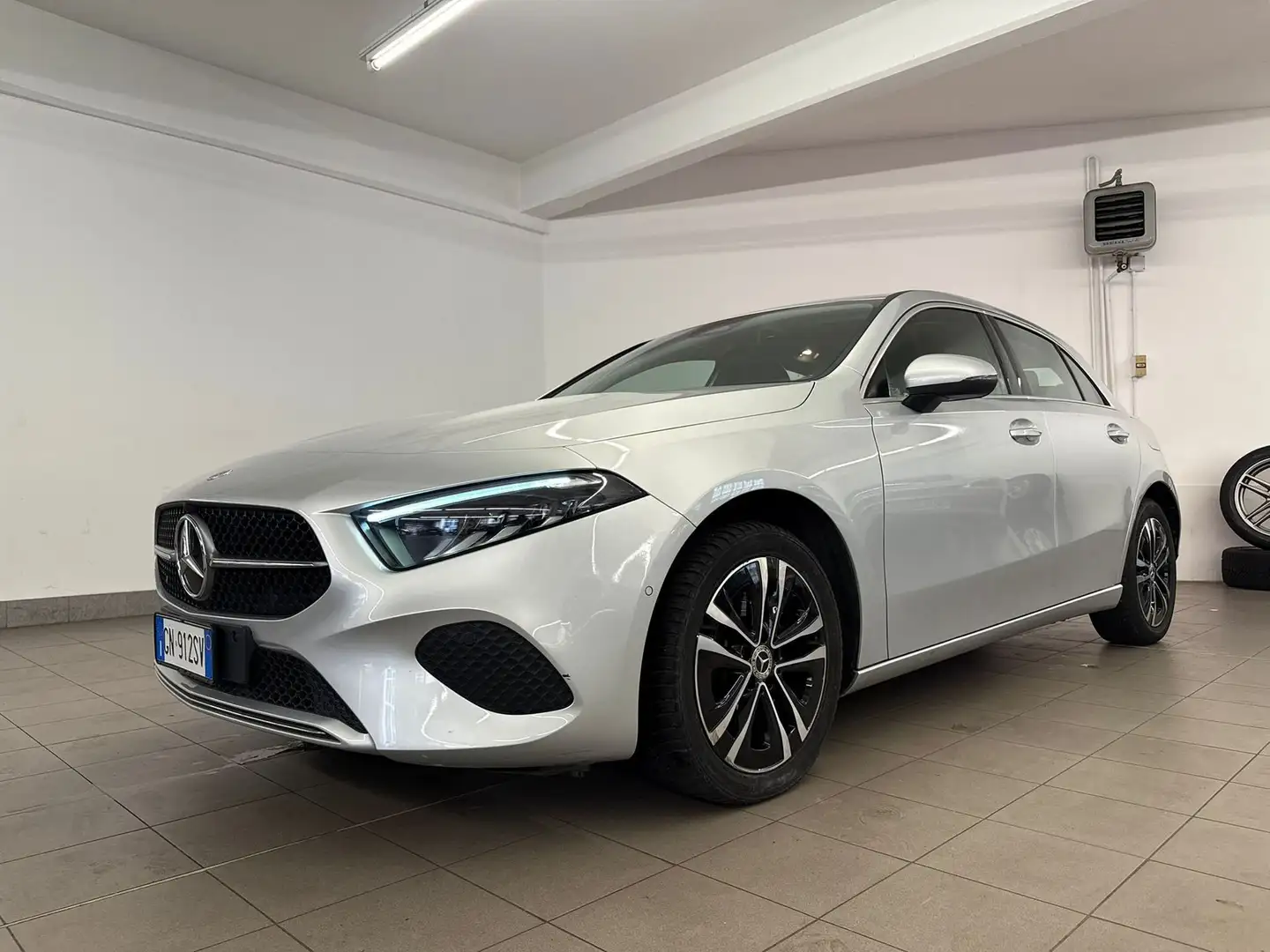 Mercedes-Benz 250 A250 4Matic Progressive Advanced anche a332€ Grigio - 2