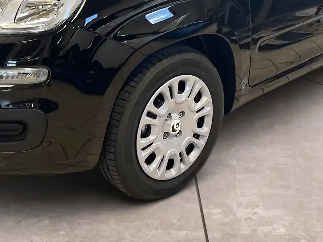 Fiat Panda view 15