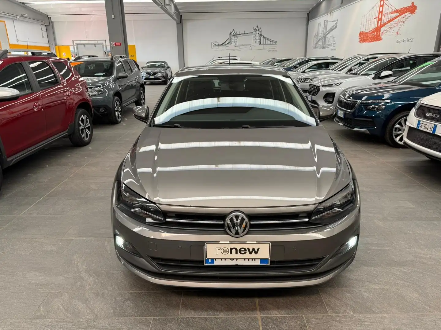 Volkswagen Polo Comfortline 1.0 mpi 75cv CAR PLAY/SENSORI/CRUISE Grijs - 2