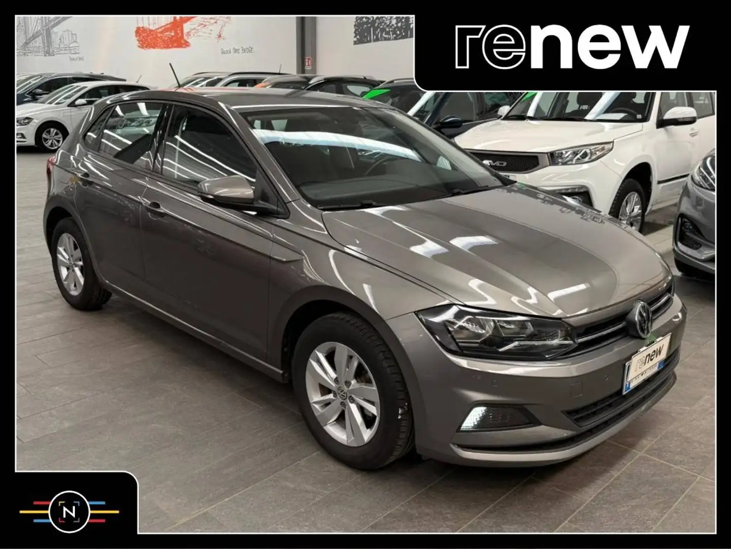 Volkswagen Polo Comfortline 1.0 mpi 75cv CAR PLAY/SENSORI/CRUISE Grijs - 1