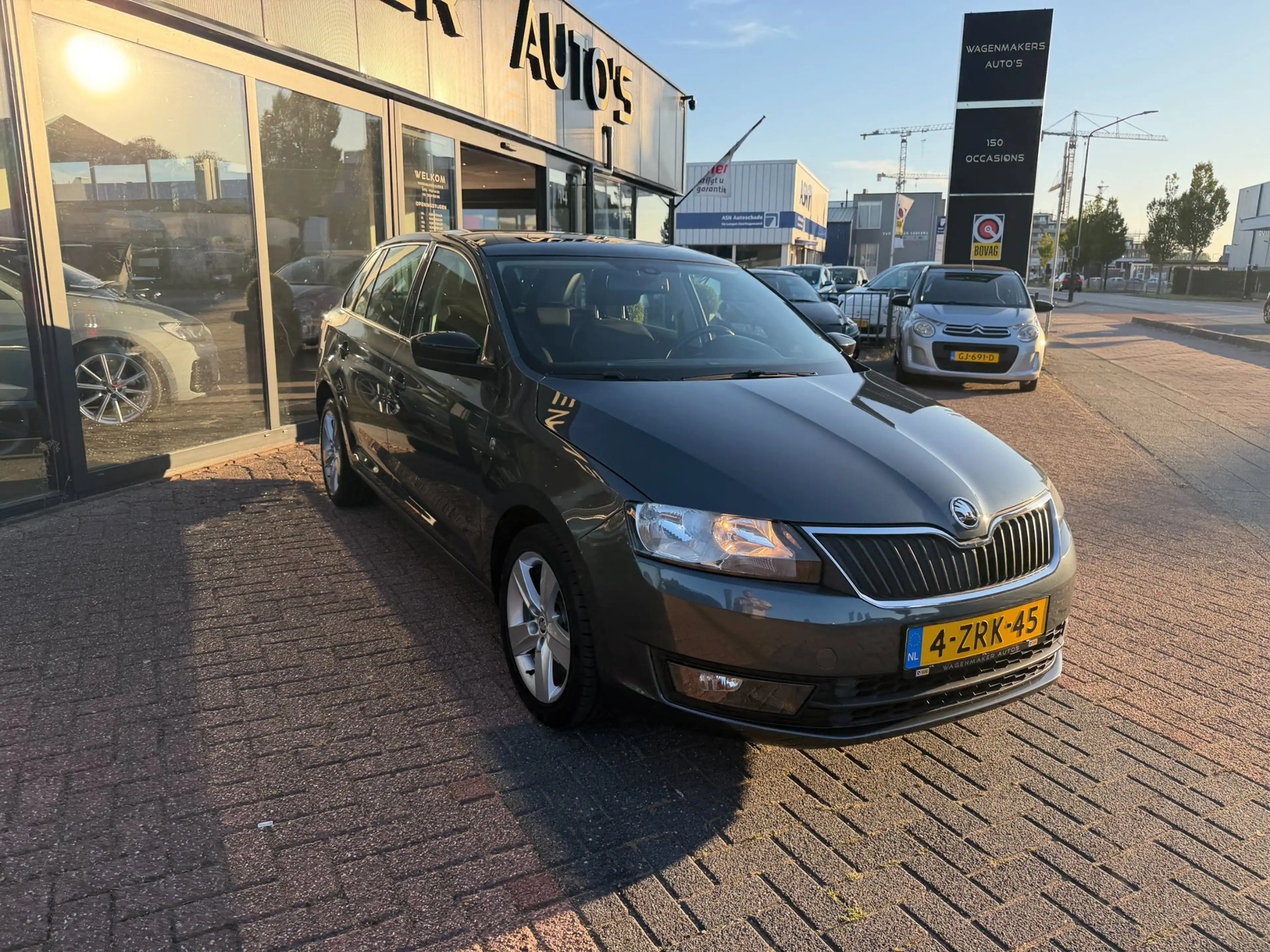 Skoda Rapid/Spaceback 1.2 TSI Greentech Style Edition PANO — photo 6