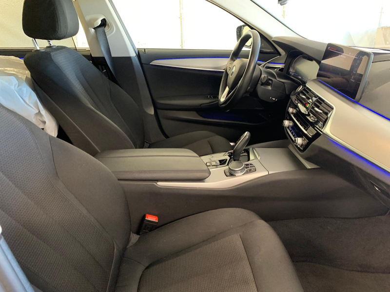 BMW 520 d T DRIVING PRO/COCKP-PRO/PANO/H&K/KAMERA — photo 3