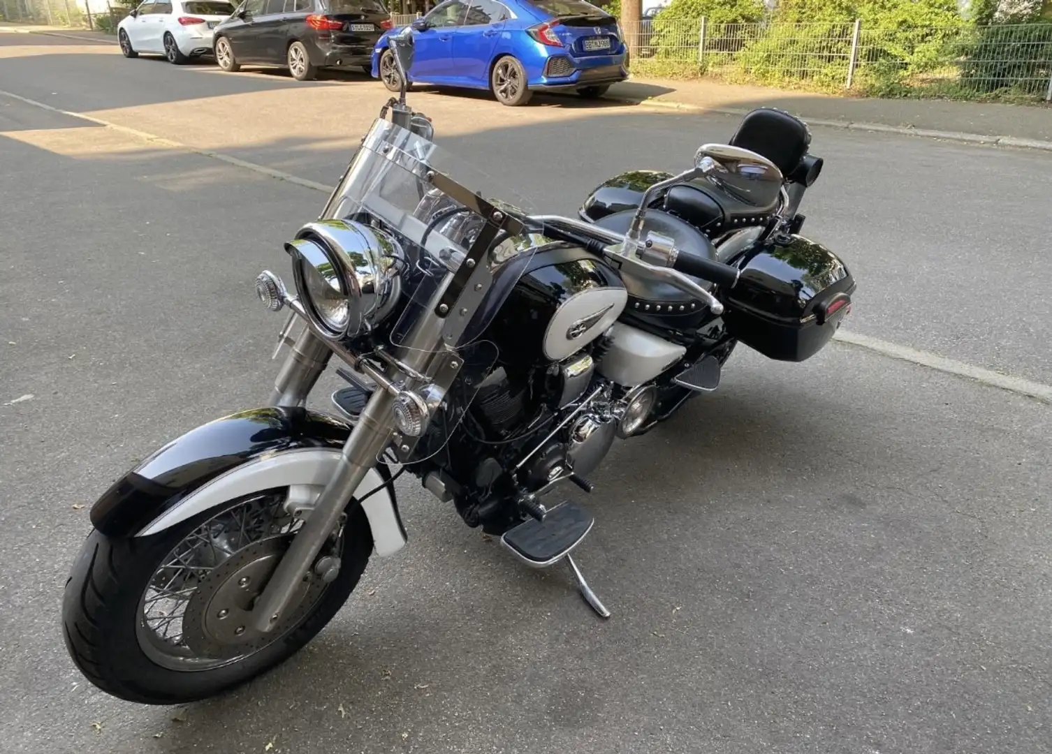 Yamaha XV 1700 Noir - 1
