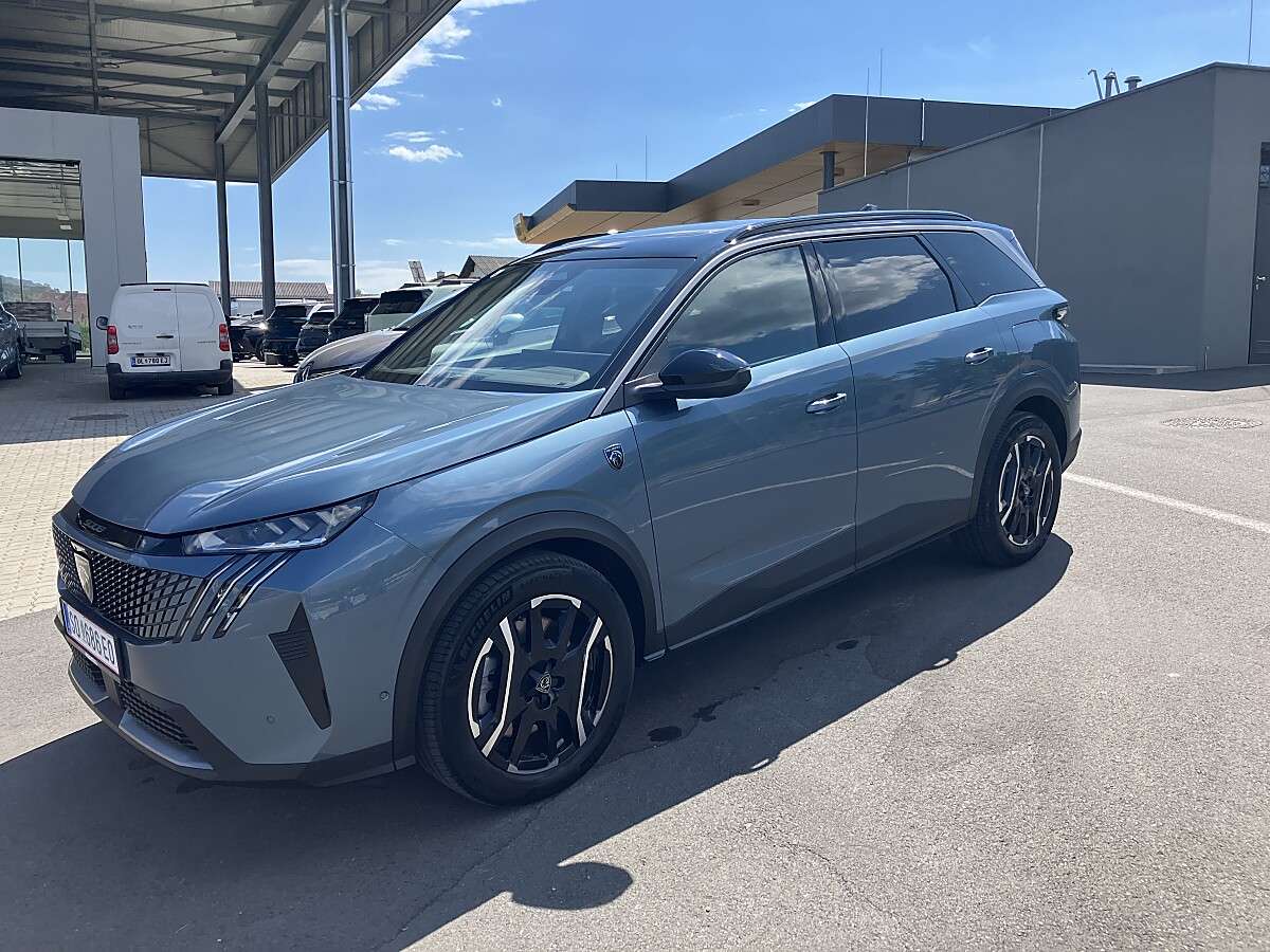 Peugeot 5008