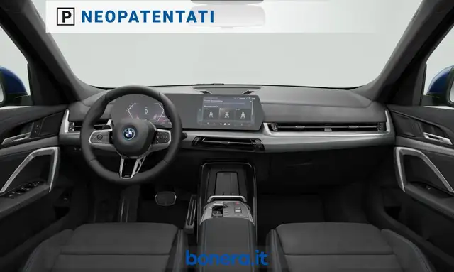 BMW Ix1 view 3