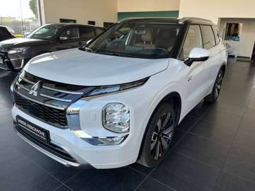 Outlander PHEV 2.4i 4WD INSTYLE+*NAVI*MASSAGE ZETELS*