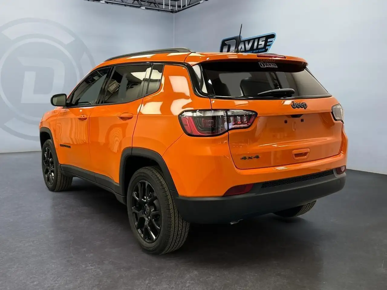 Jeep Compass photo Jeep Compass