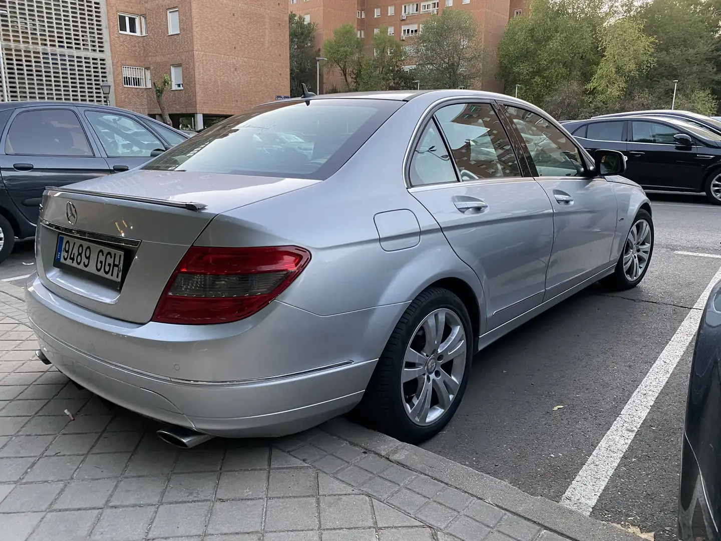 Mercedes-Benz C 230 Estate Avantgarde 7G - 2