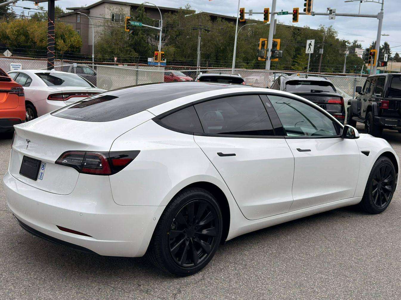 2021 Tesla Model 3 — view 5