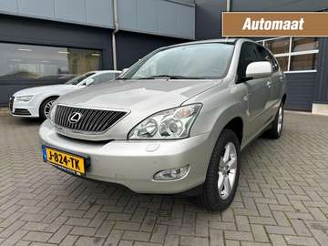 RX300 Automaat met navigatie, airco, PDC, cruise c