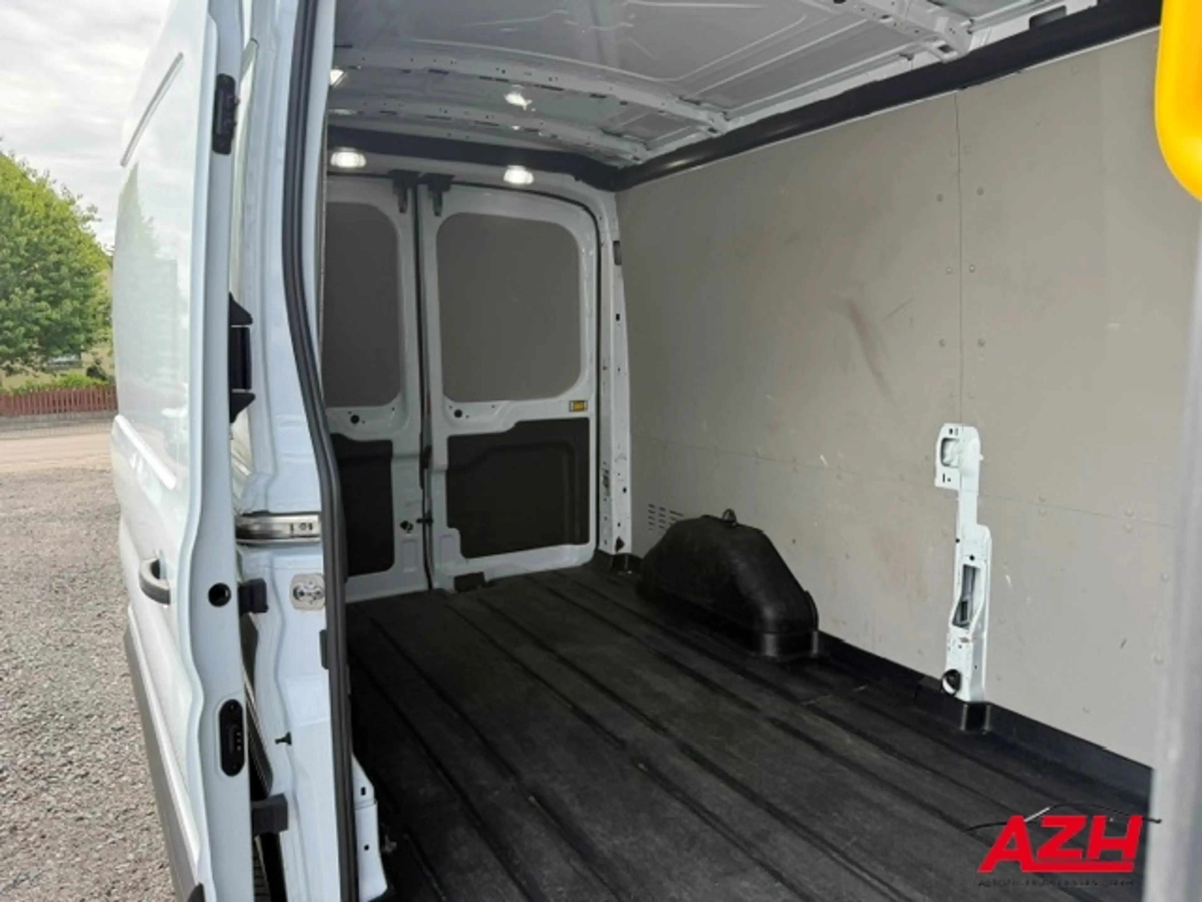 Ford Transit Kasten L3H2 Trend 2.0 TDCI, EURO 6 — photo 6