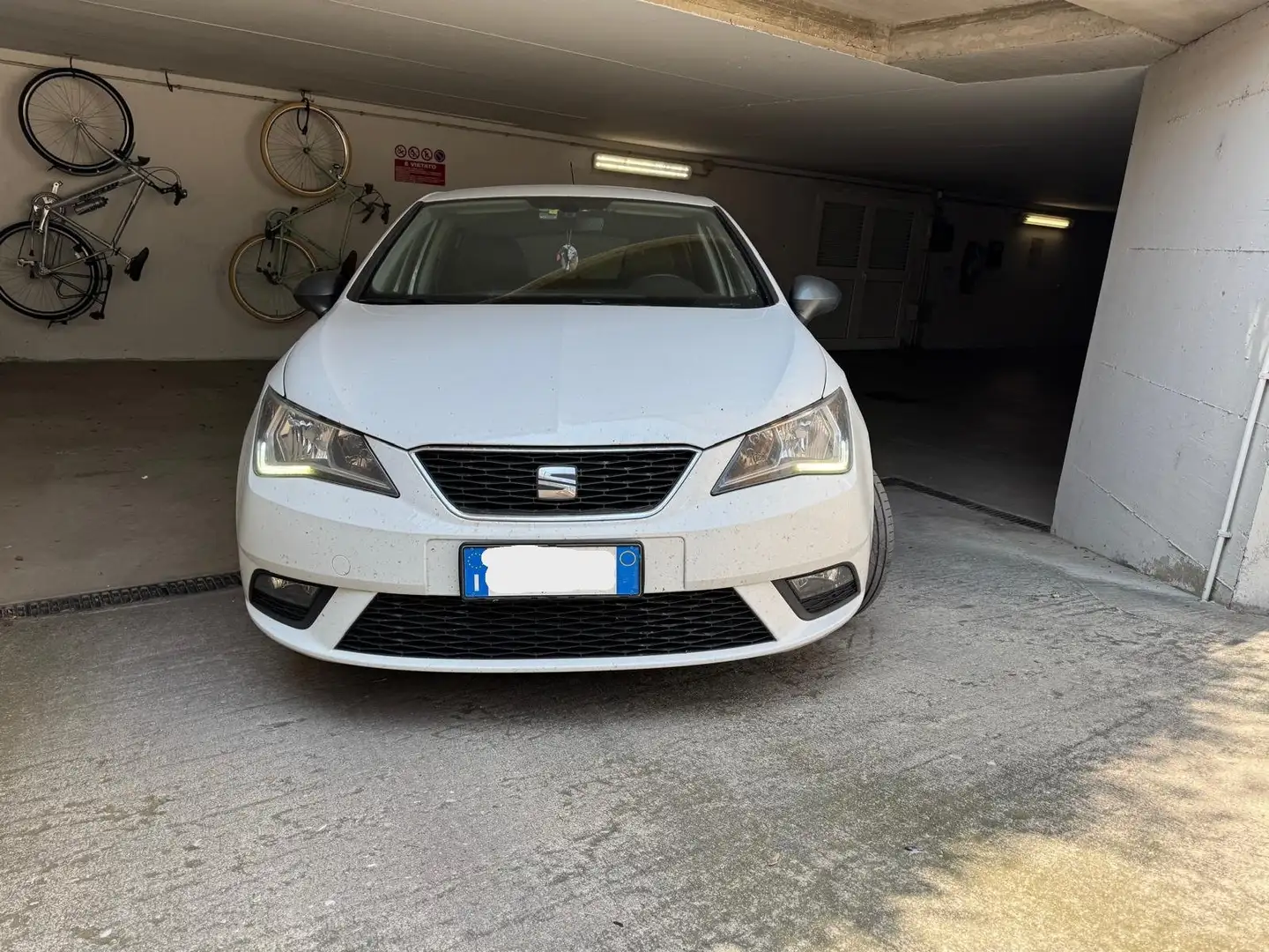 SEAT Ibiza Ibiza 2016 Berlina 5p 1.4 tdi cr Connect 75cv Alb - 1