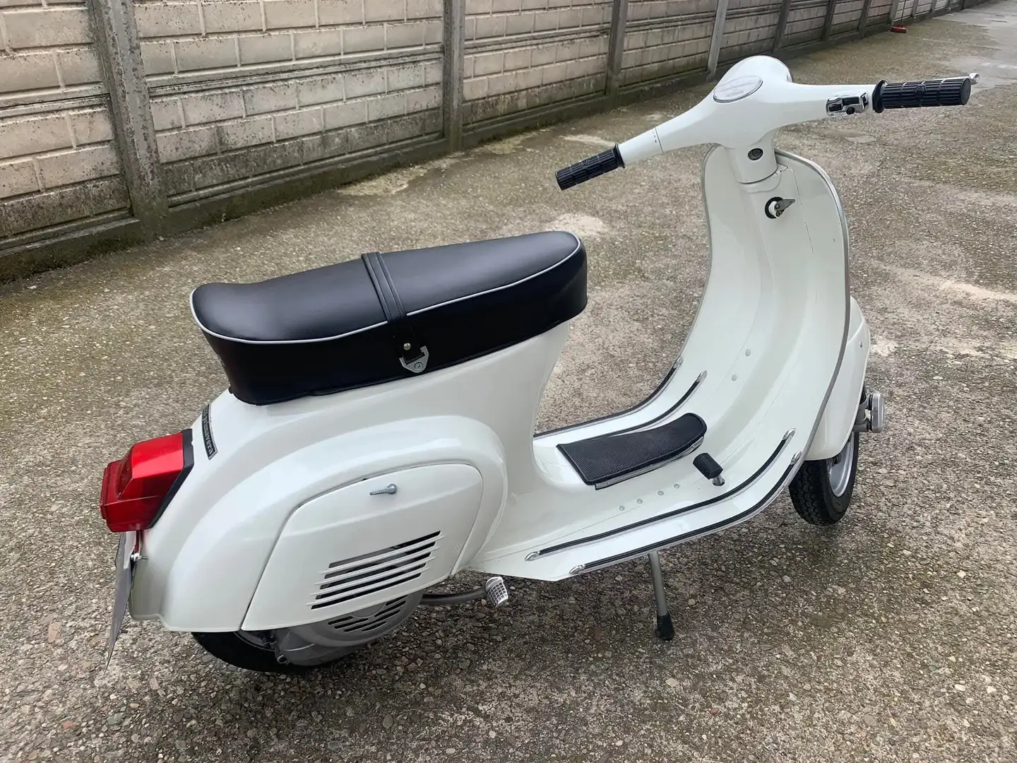 Piaggio Primavera Piaggio Primavera 125 Anno 1969 Bianco - 1