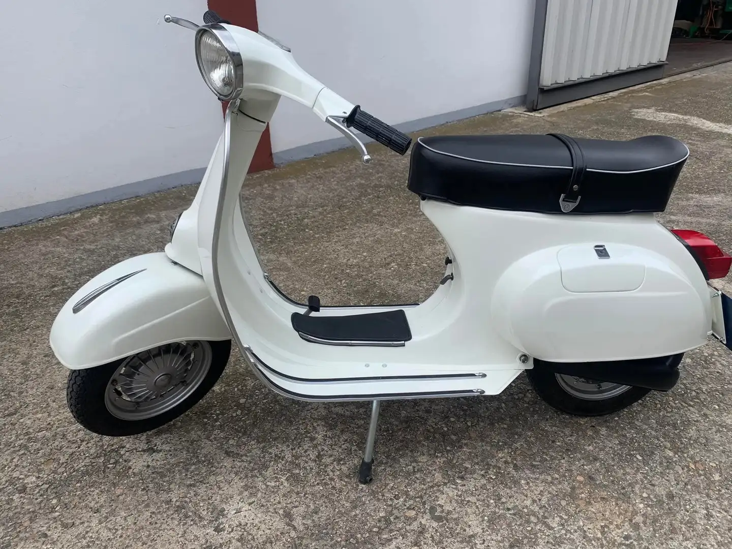 Piaggio Primavera Piaggio Primavera 125 Anno 1969 Bianco - 2