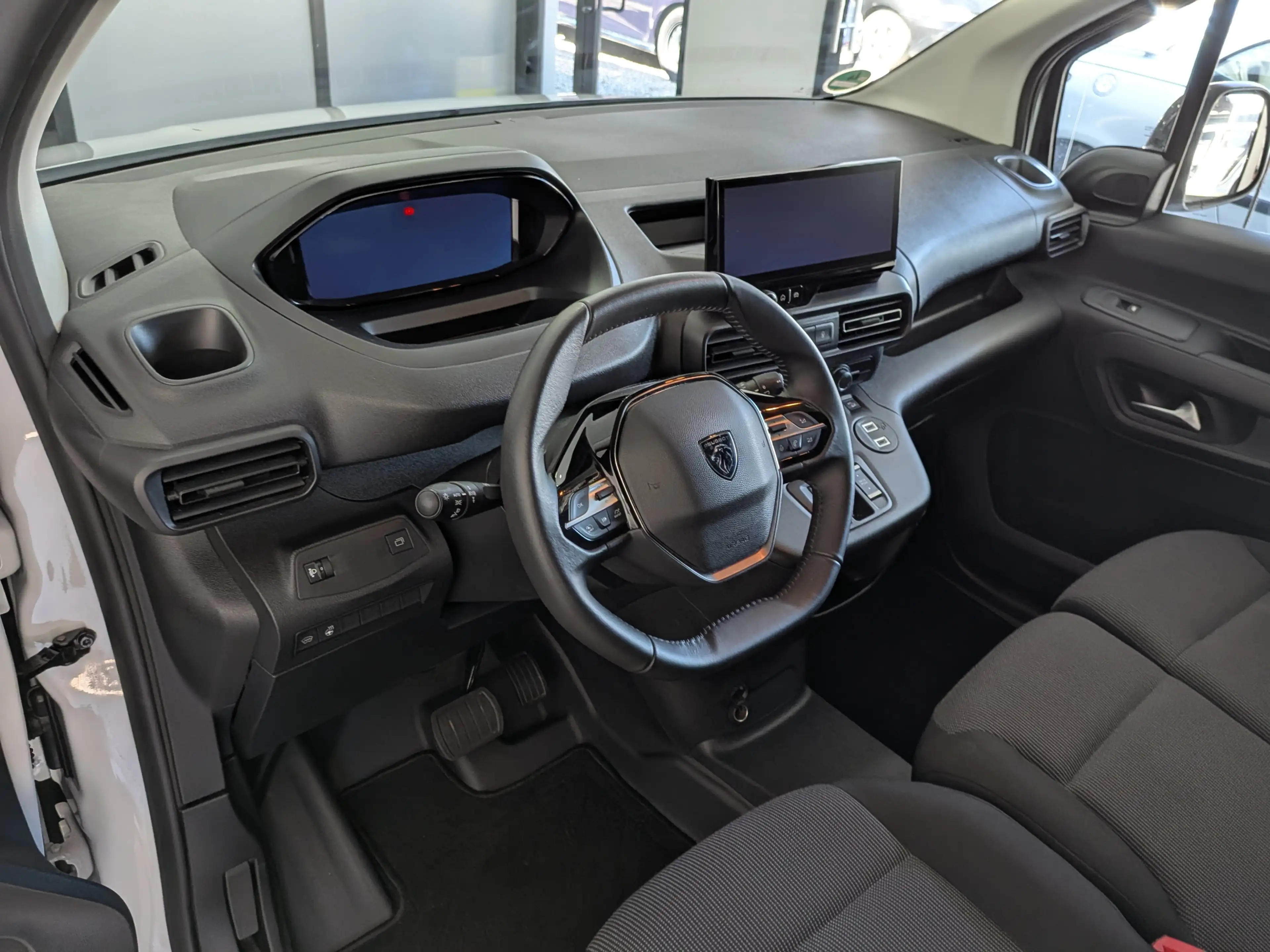 Peugeot Partner L1H1 M+NAVI+360°KAMERA+TOT WINKEL+AUTOMATIK — photo 12