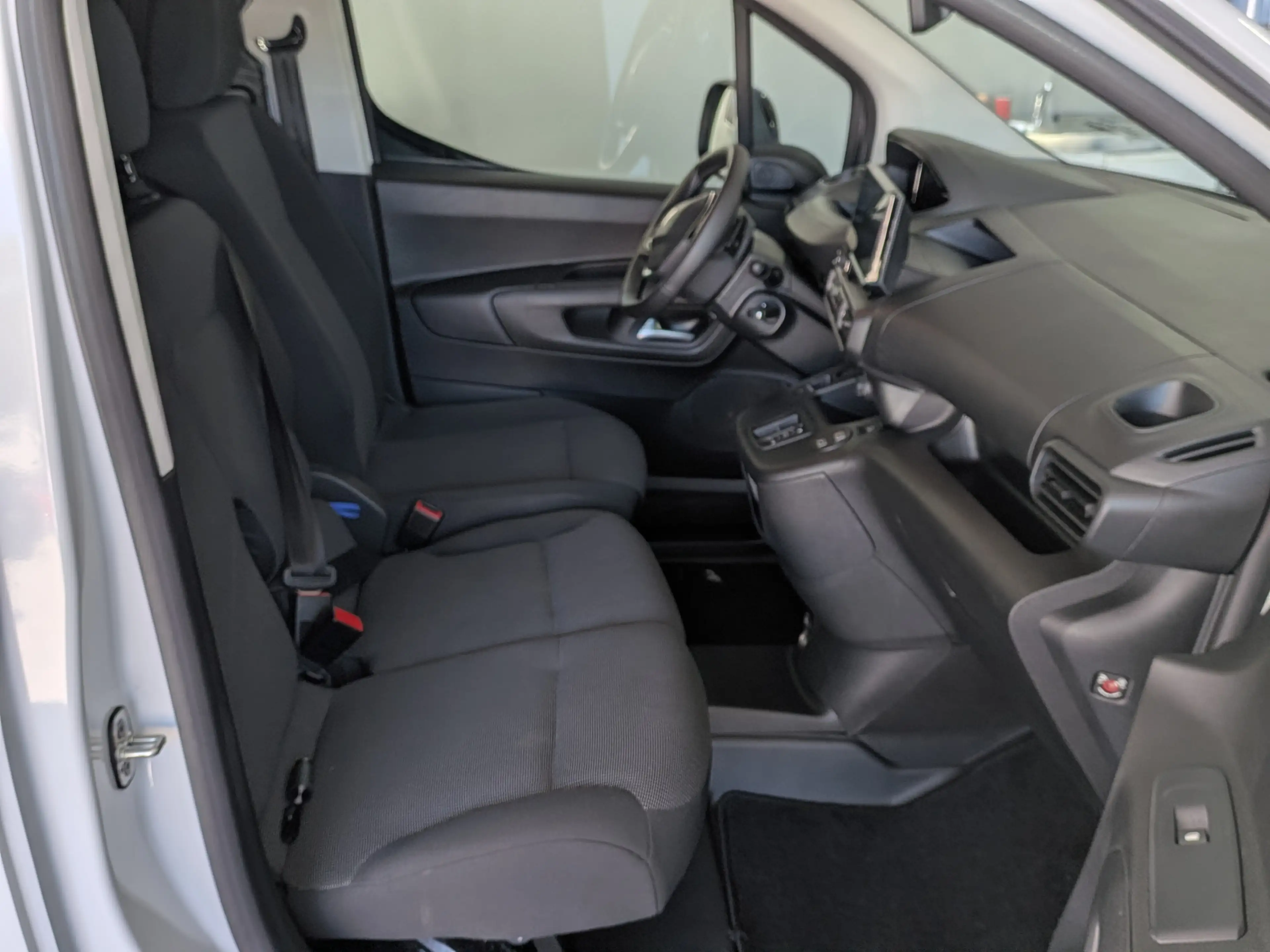 Peugeot Partner L1H1 M+NAVI+360°KAMERA+TOT WINKEL+AUTOMATIK — photo 10