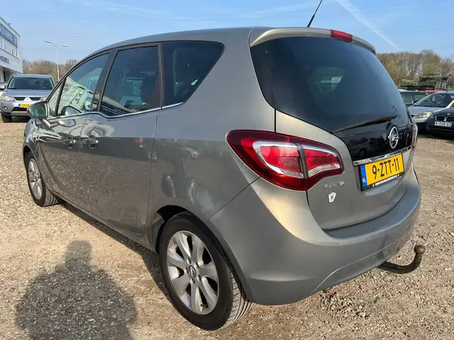 Opel Meriva view 3