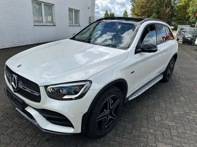 Mercedes-Benz GLC 300 e 4M AMG Line LED 360° Night P. Memory
