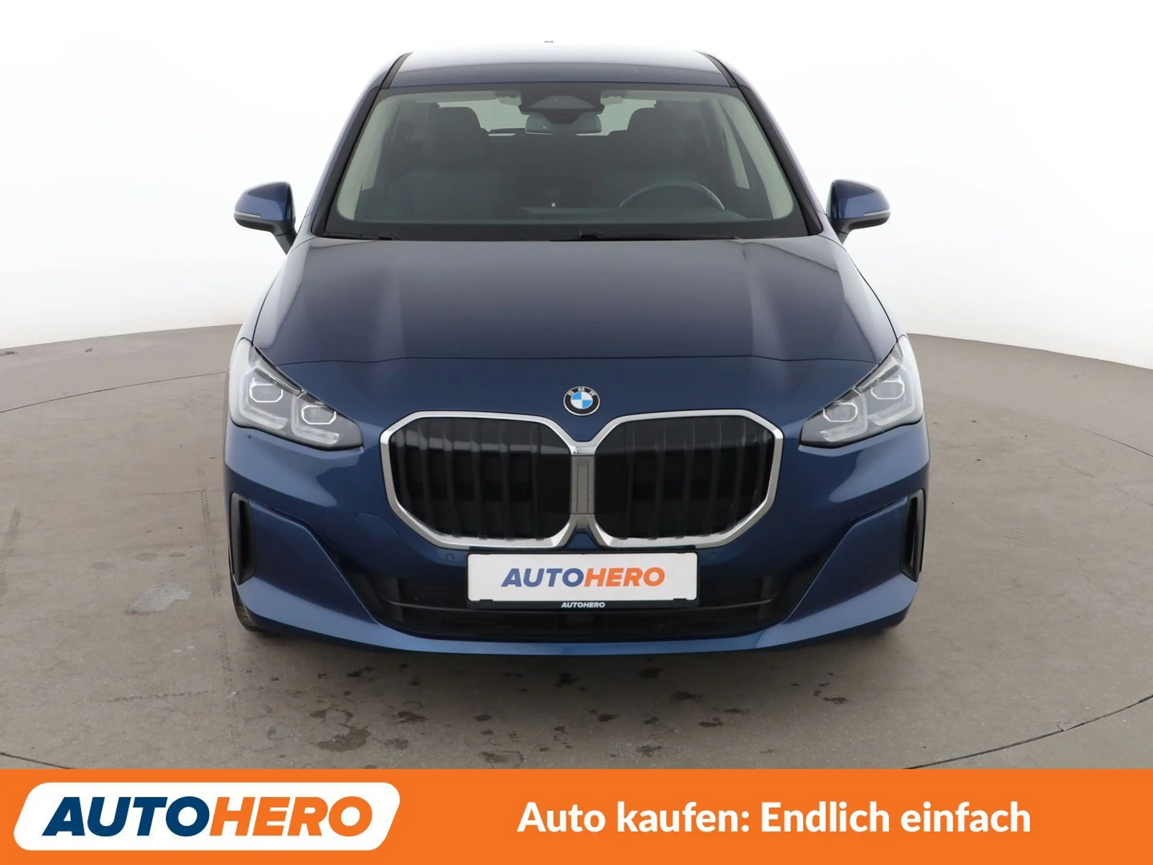 BMW 216 216i Active Tourer Aut.*NAVI*LED*CAM*PDC*SHZ* — photo 9