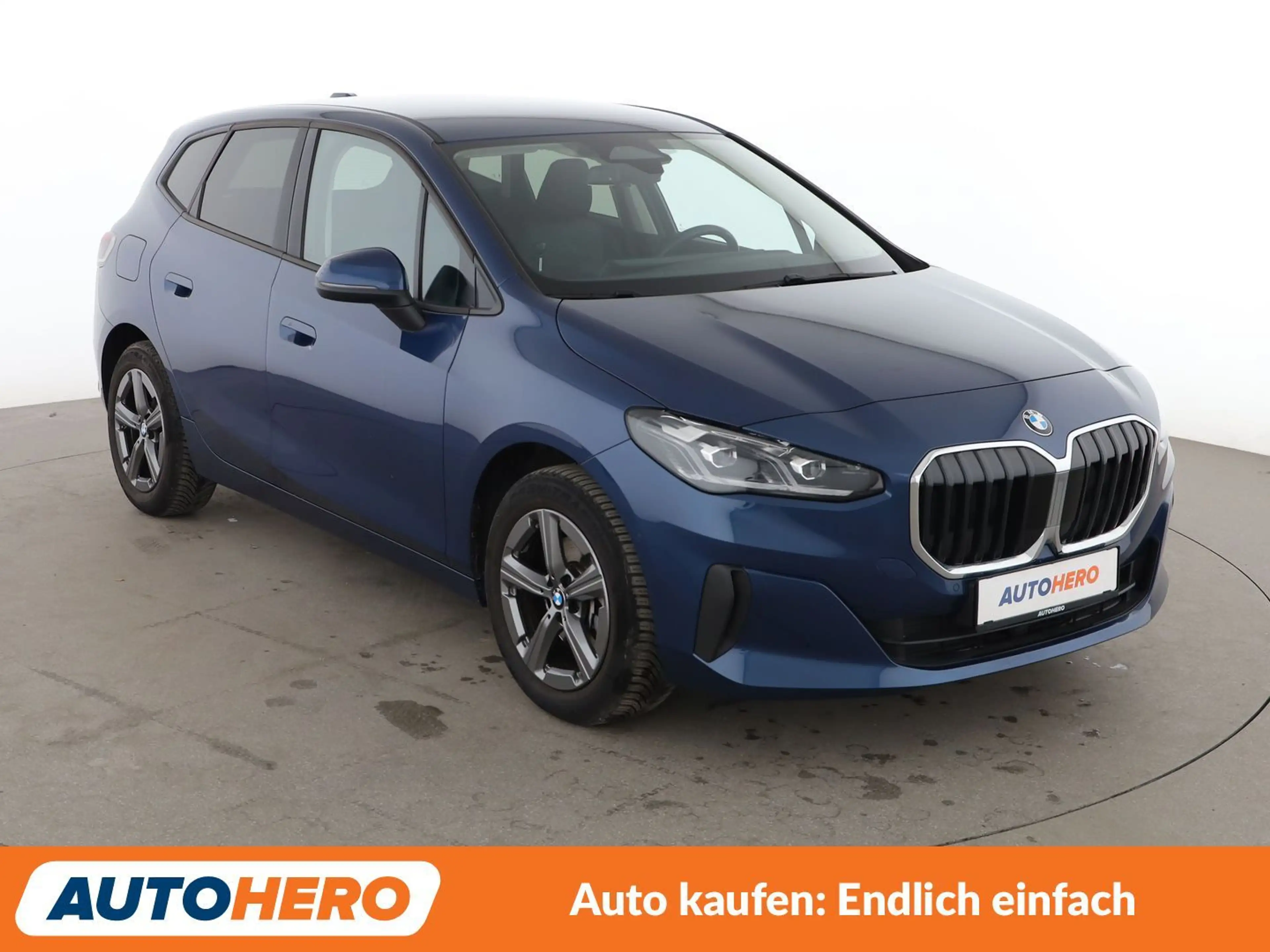 BMW 216 216i Active Tourer Aut.*NAVI*LED*CAM*PDC*SHZ* — photo 8