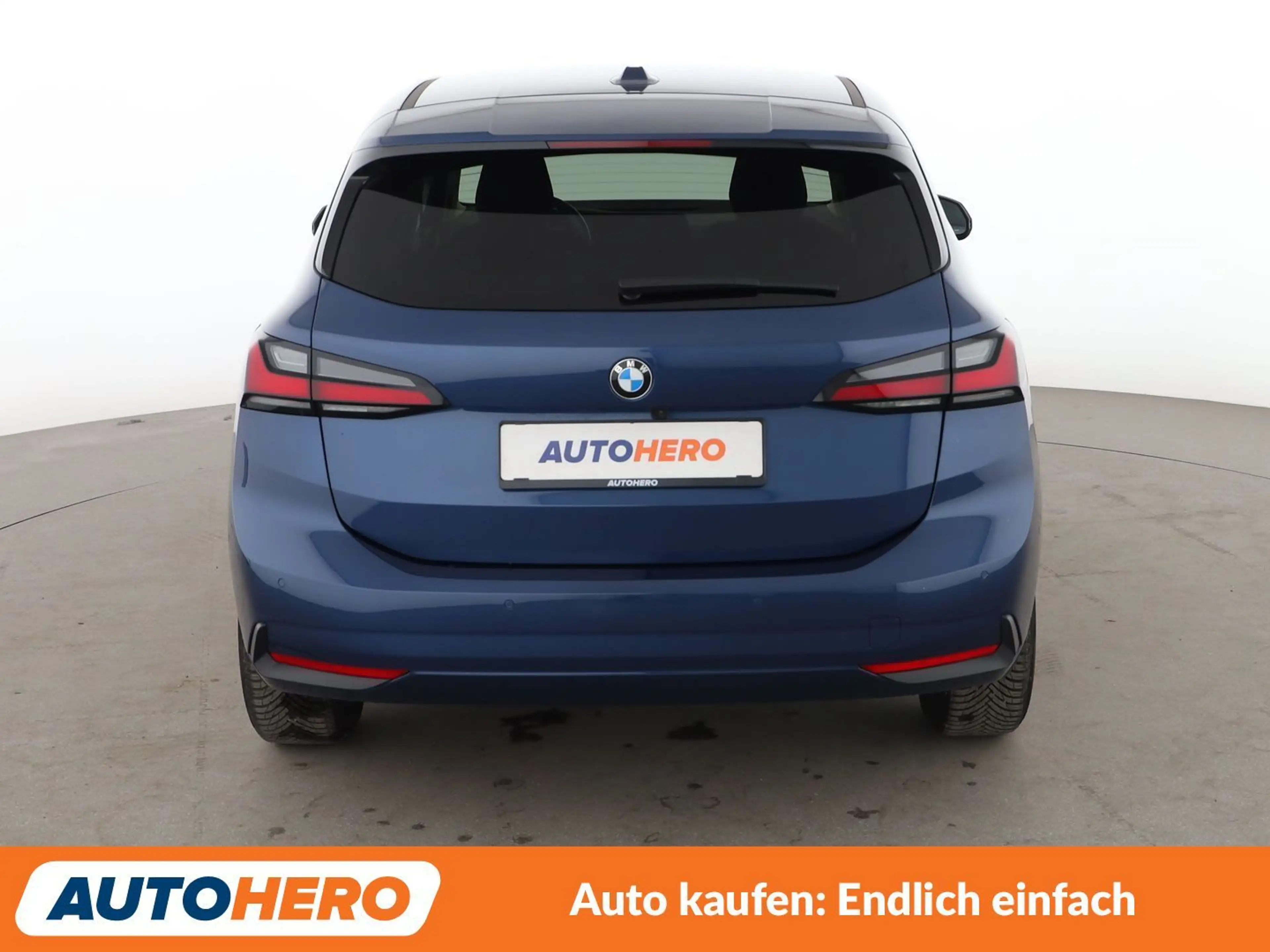 BMW 216 216i Active Tourer Aut.*NAVI*LED*CAM*PDC*SHZ* — photo 5