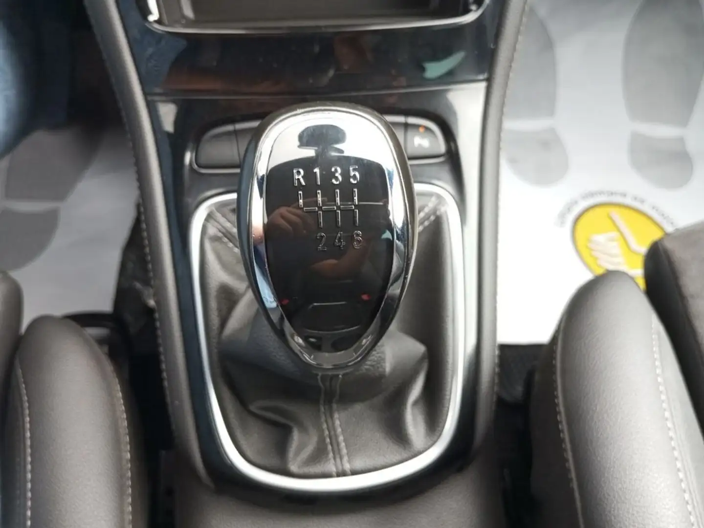 Opel Astra ST 1.4T Dynamic 125 Noir - 1