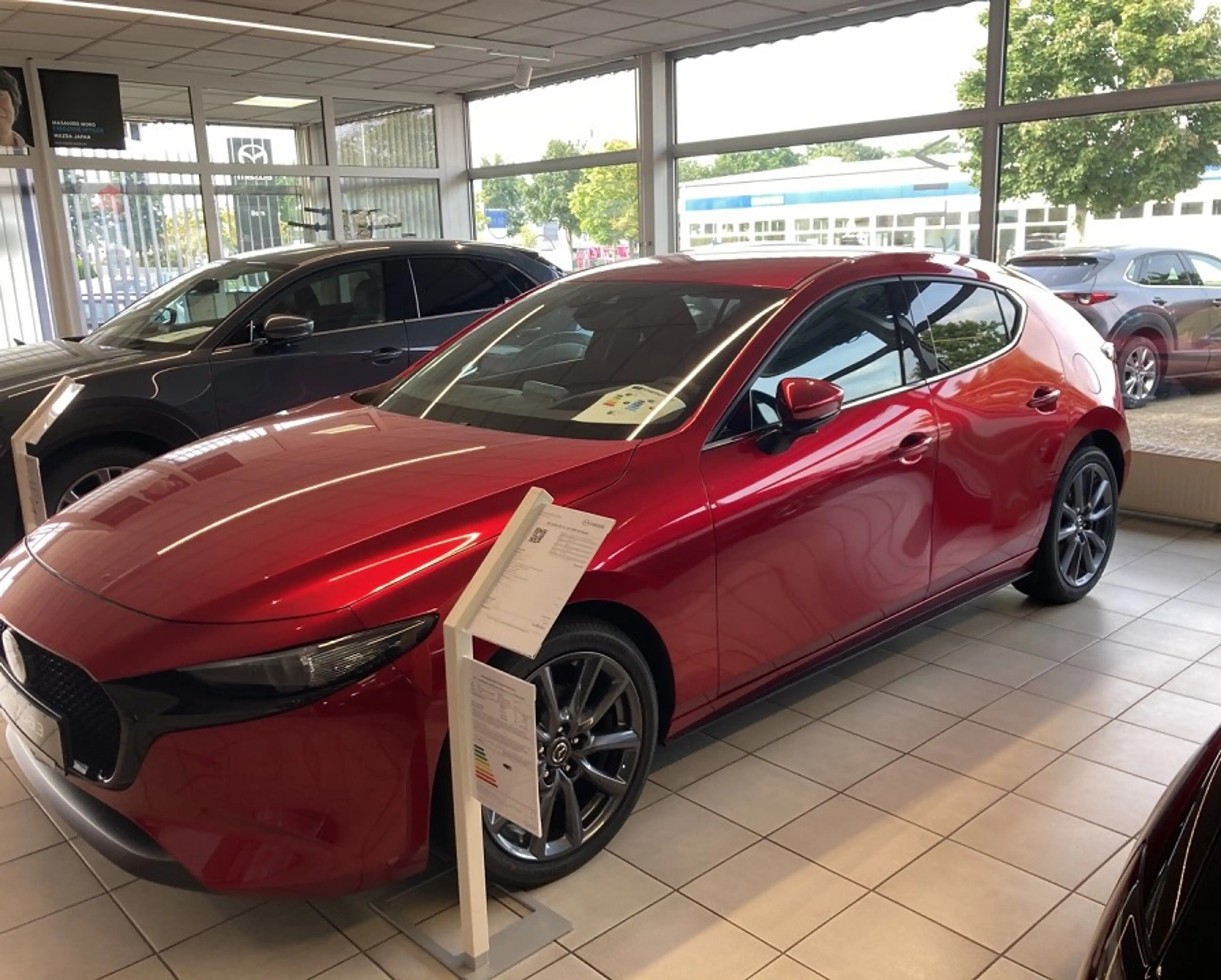 Mazda 3 SKYACTIV-G 2.0 150PS M Hybrid SELECTION A18 BOS DE — photo 3