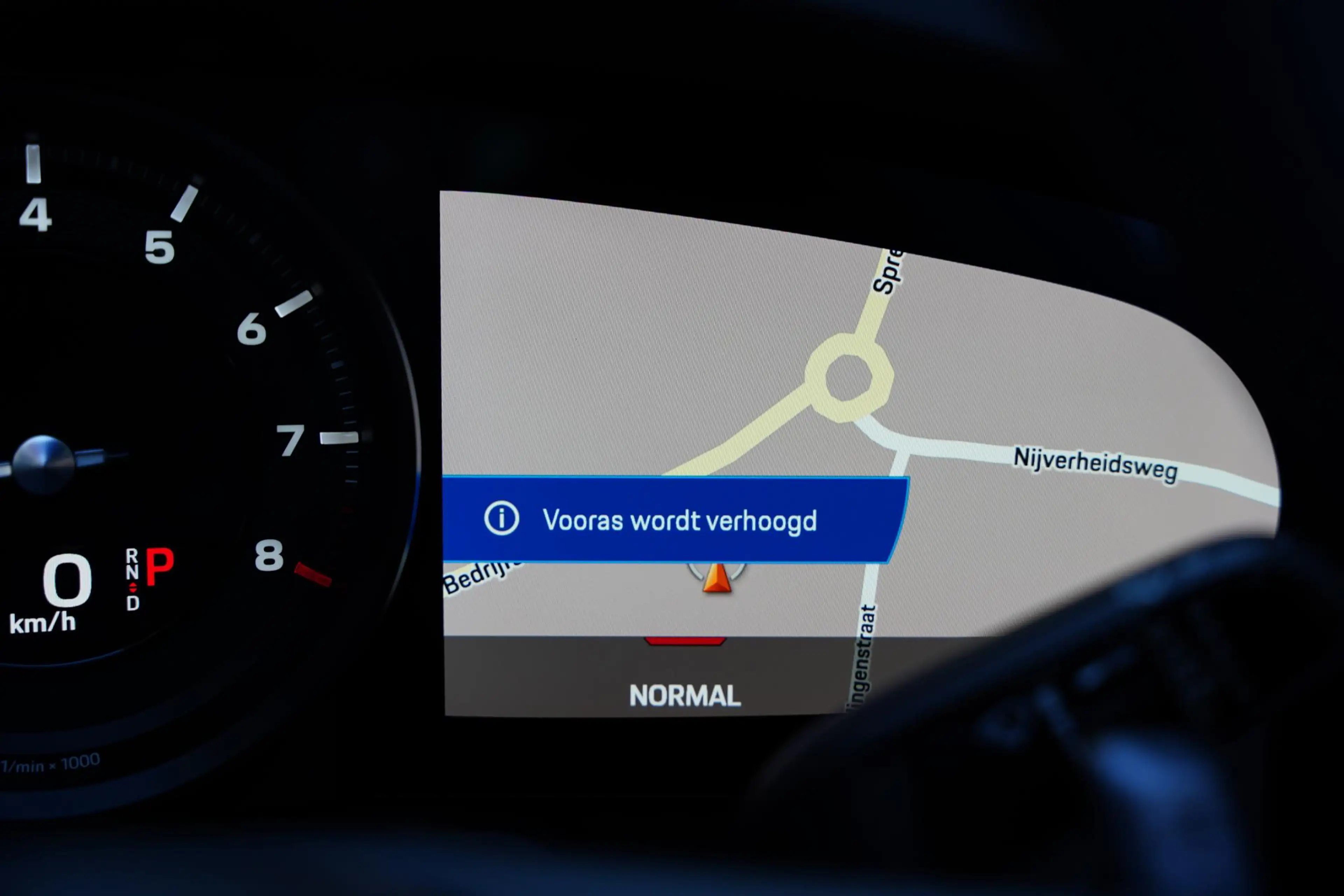 Porsche 992 992 Cabriolet 3.0 Carrera 4 S / New Service / Lede — photo 19