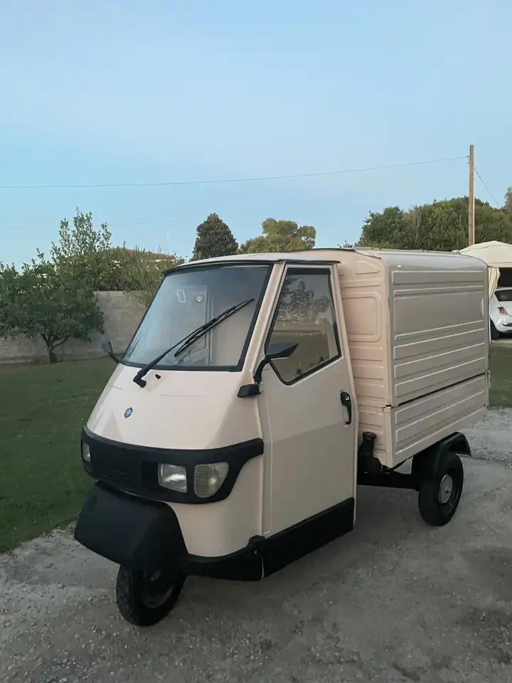 Piaggio Ape