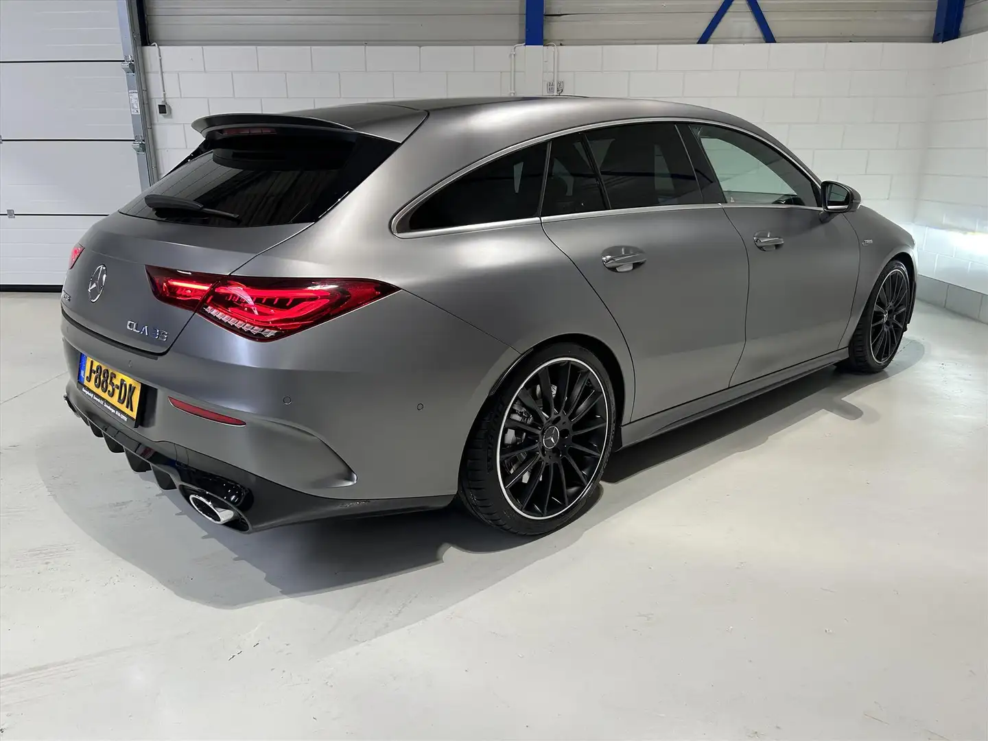 Mercedes-Benz CLA 35 AMG Shooting Brake 306pk 4M Designo Mat, Pano, Burmest Grijs - 2