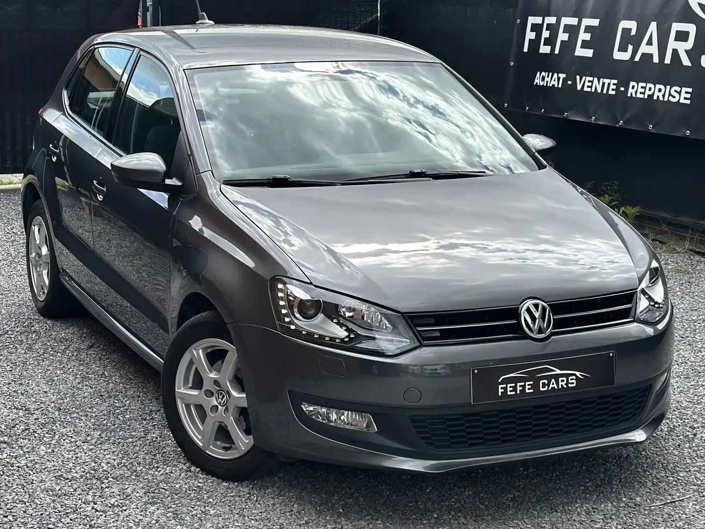 Volkswagen Polo 1.4i Highline DSG Gris - 2