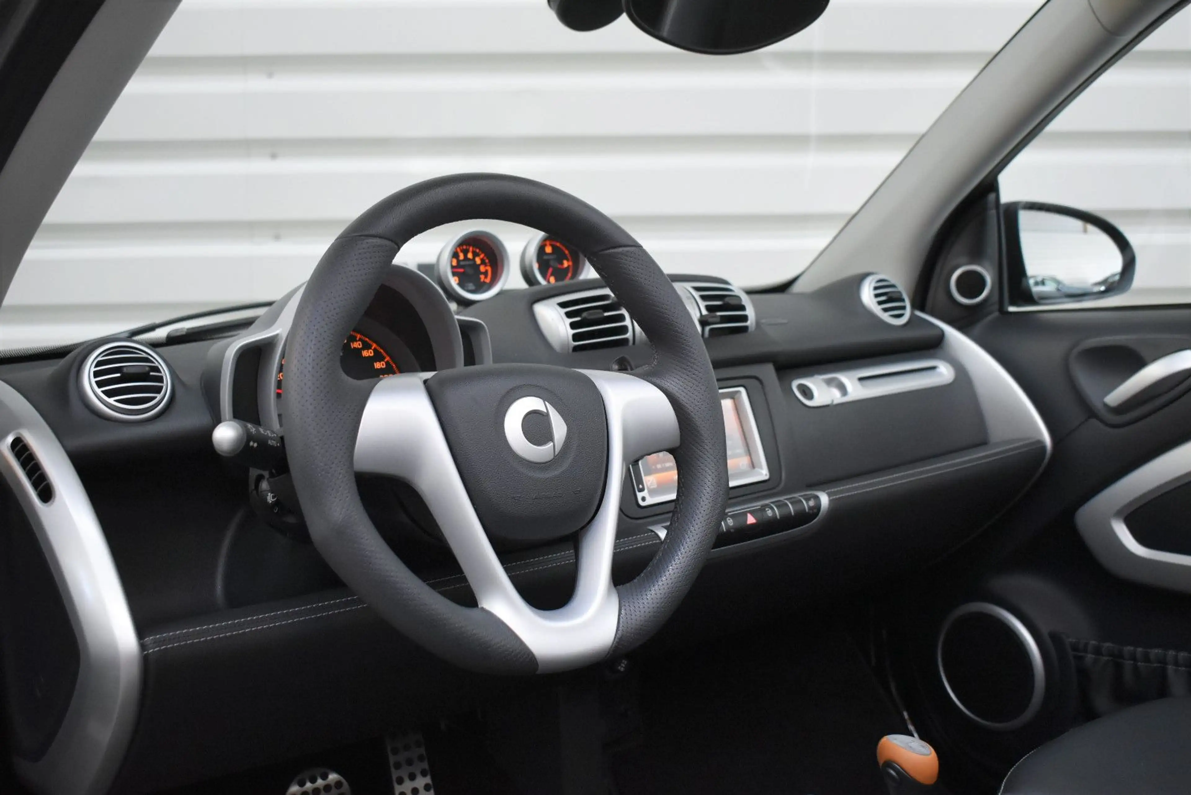 smart forTwo Brabus+Cabrio+1.Hand+Leder+Nur.26.350km — photo 10